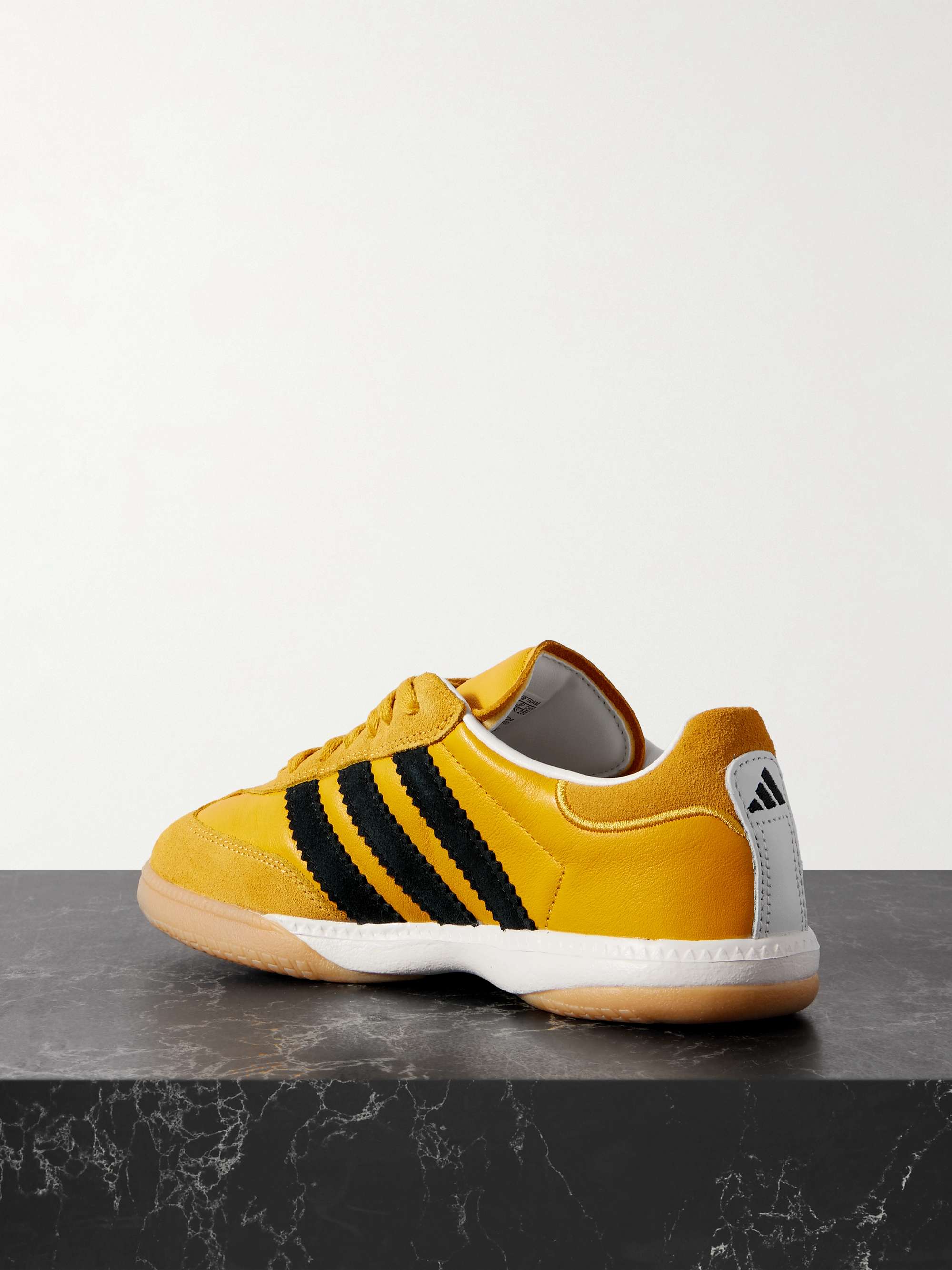 ADIDAS ORIGINALS 