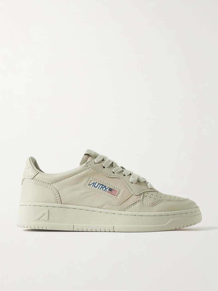 Autry Medalist Low Leather Sneakers