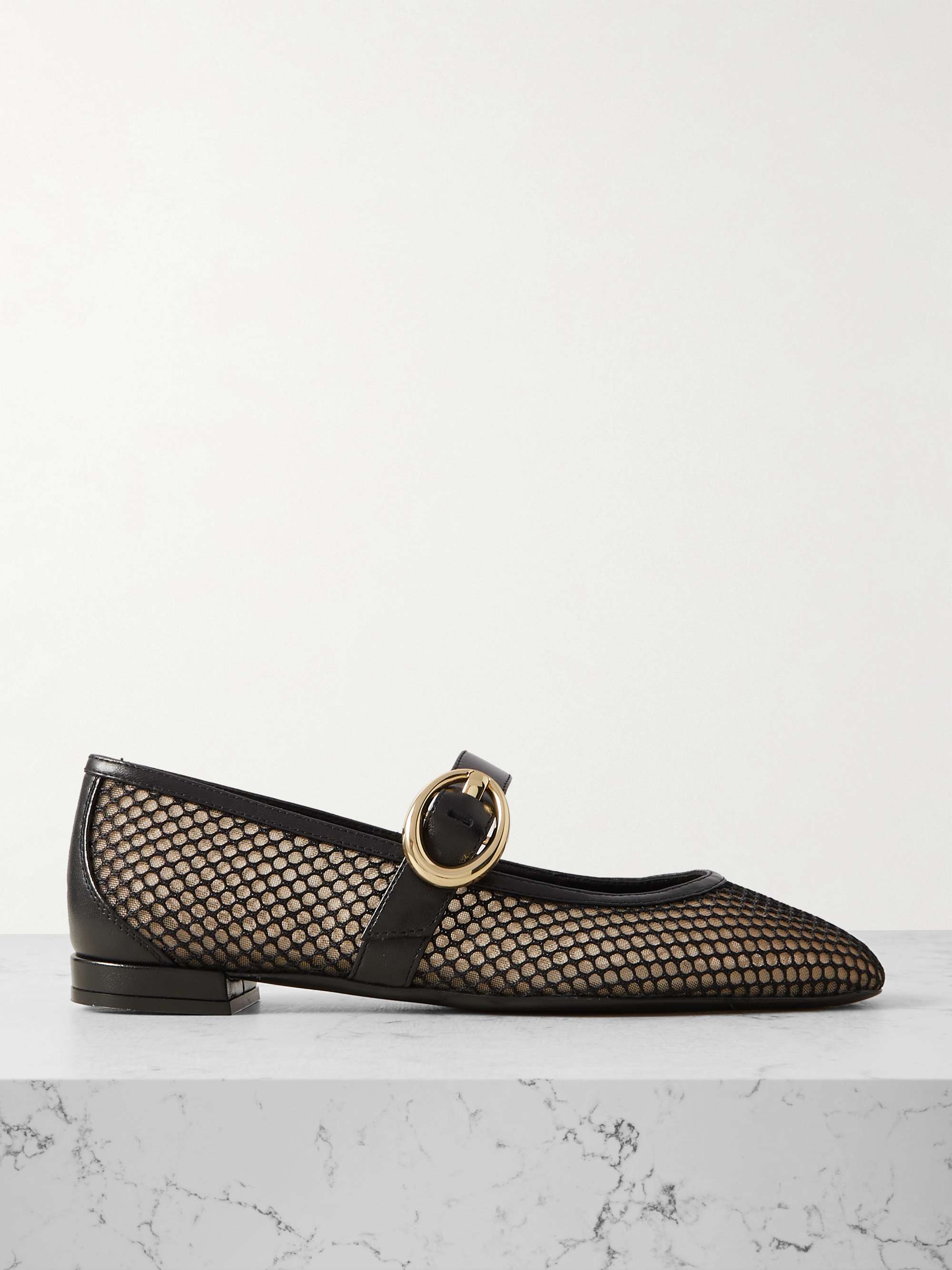 STUART WEITZMAN 