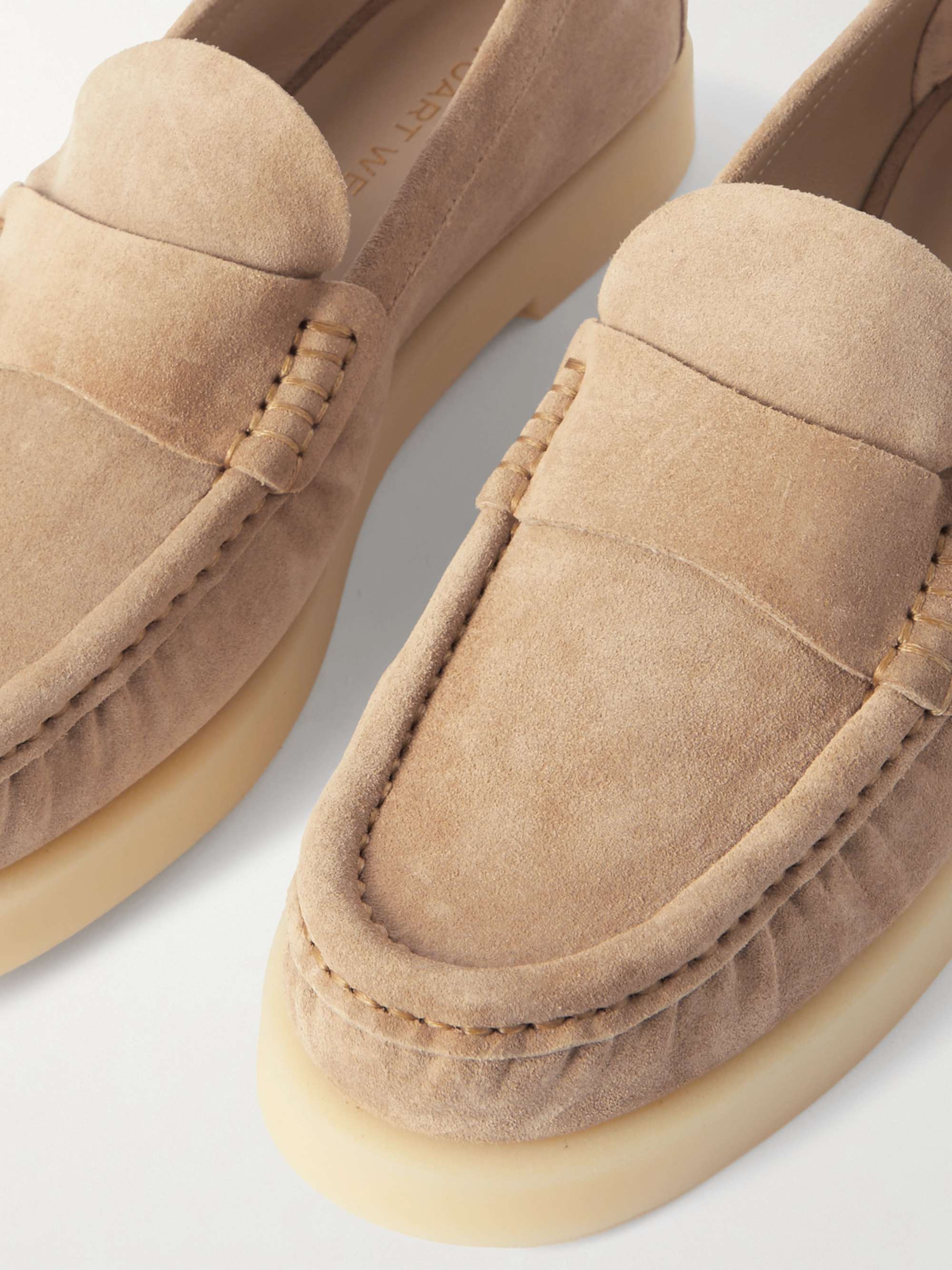 STUART WEITZMAN 