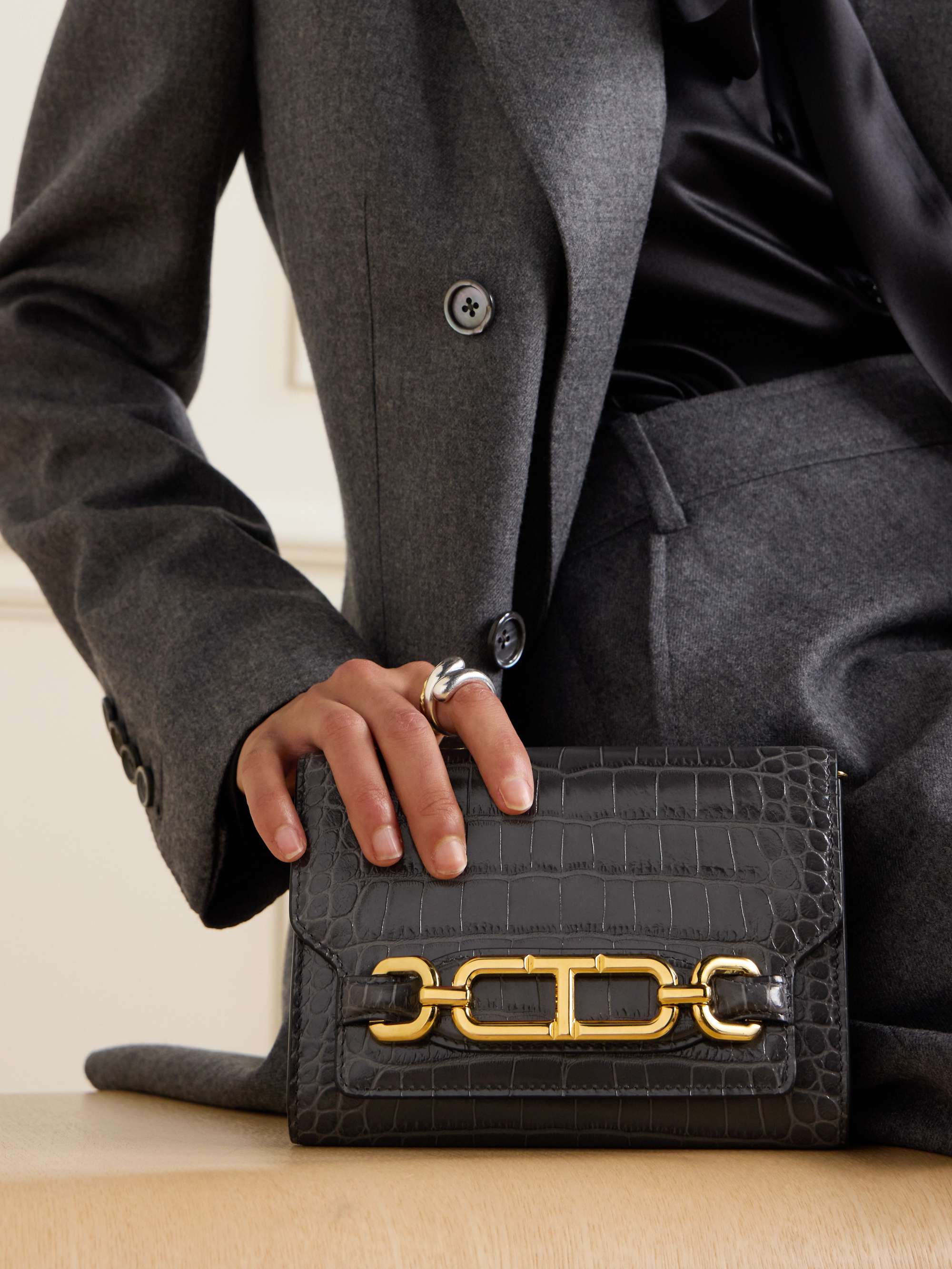 TOM FORD 