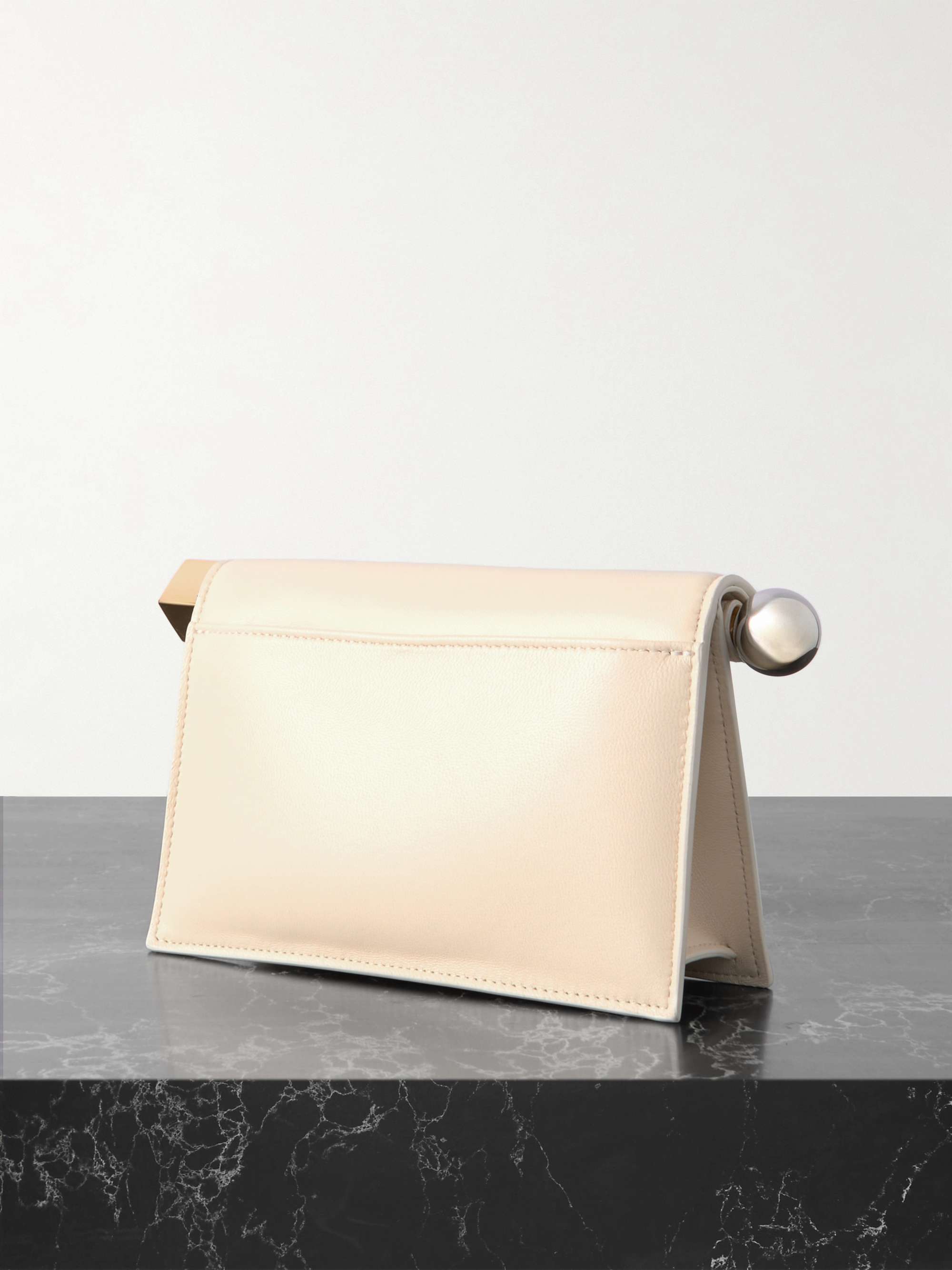 JACQUEMUS 
