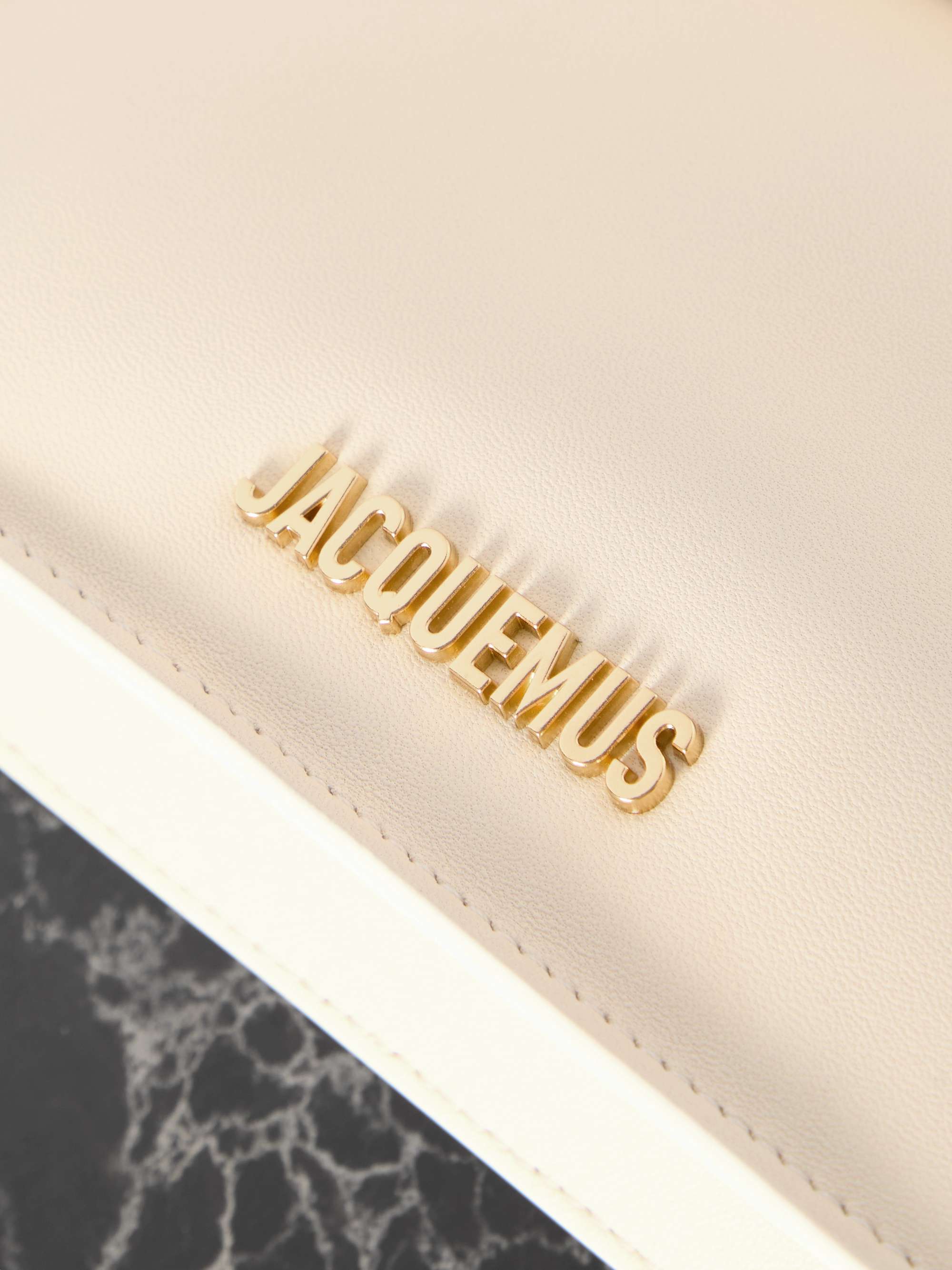 JACQUEMUS 