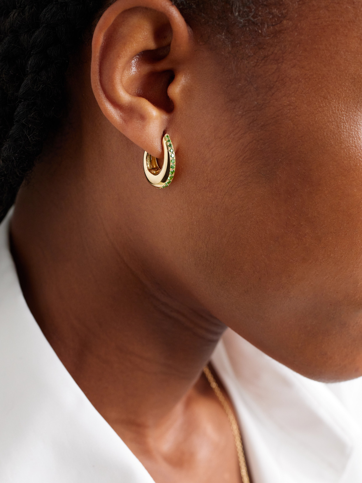 Ananya Chakra Icon 18-karat Gold Tsavorite Hoop Earrings In Green