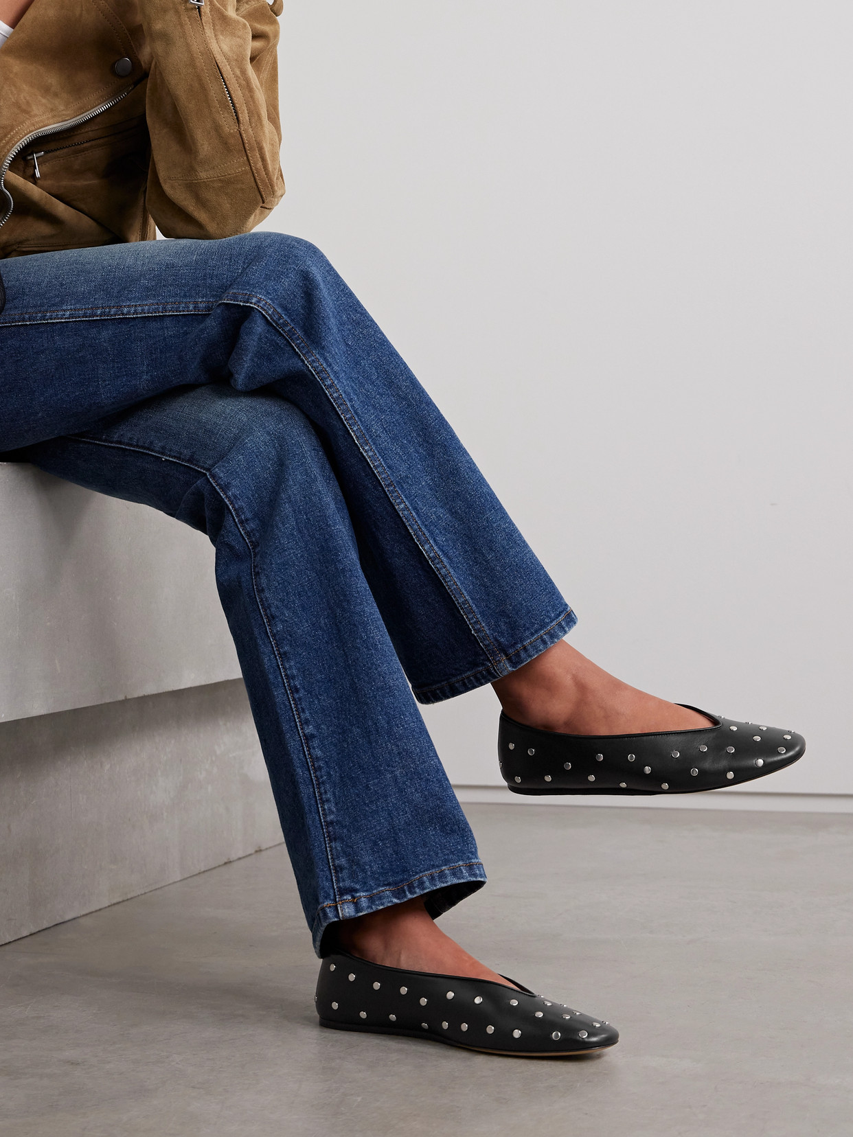 LE MONDE BERYL REGENCY STUDDED LEATHER BALLET FLATS