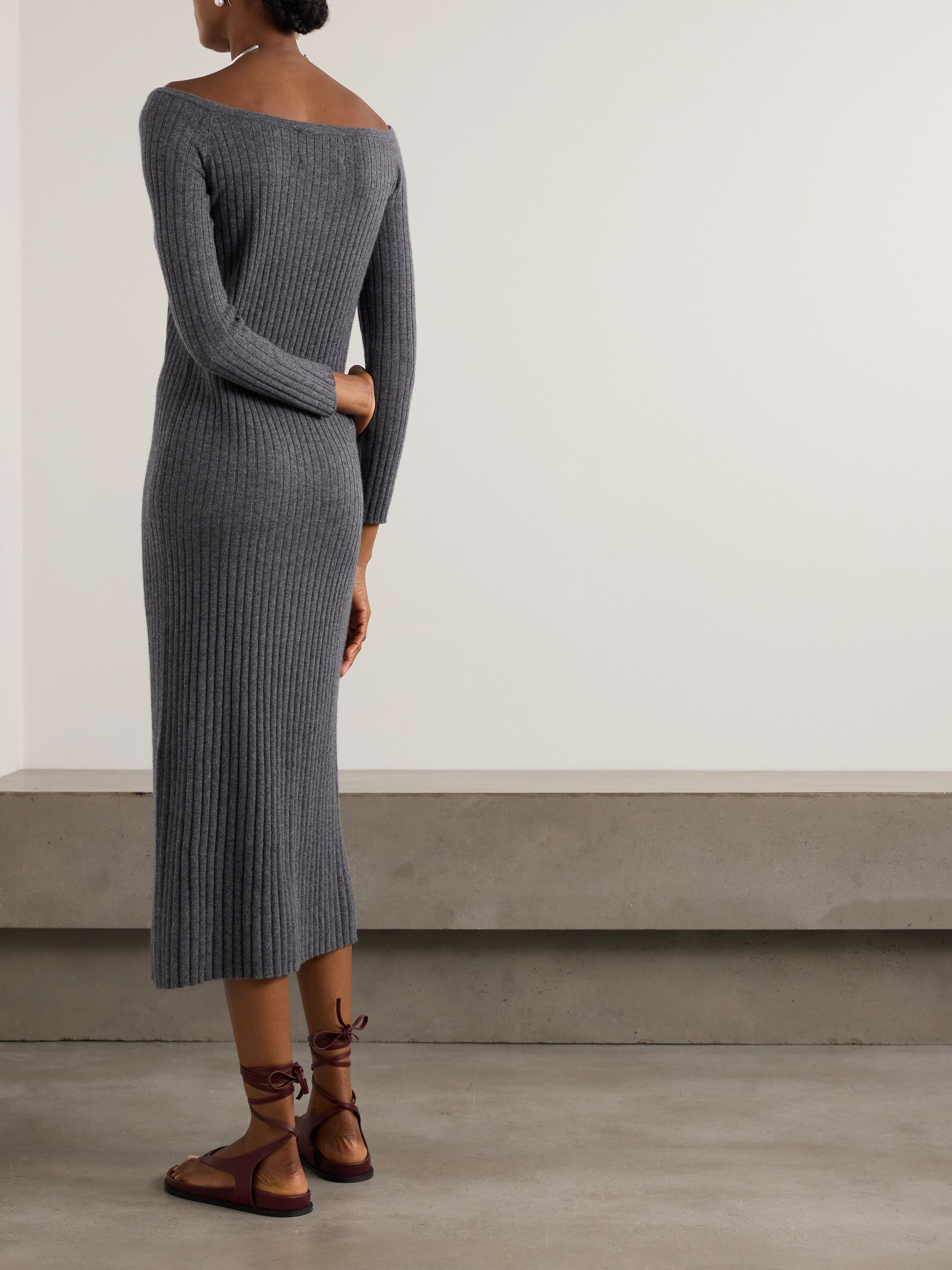 LISA YANG Nari off-the-shoulder ribbed cashmere midi dress thumbnail