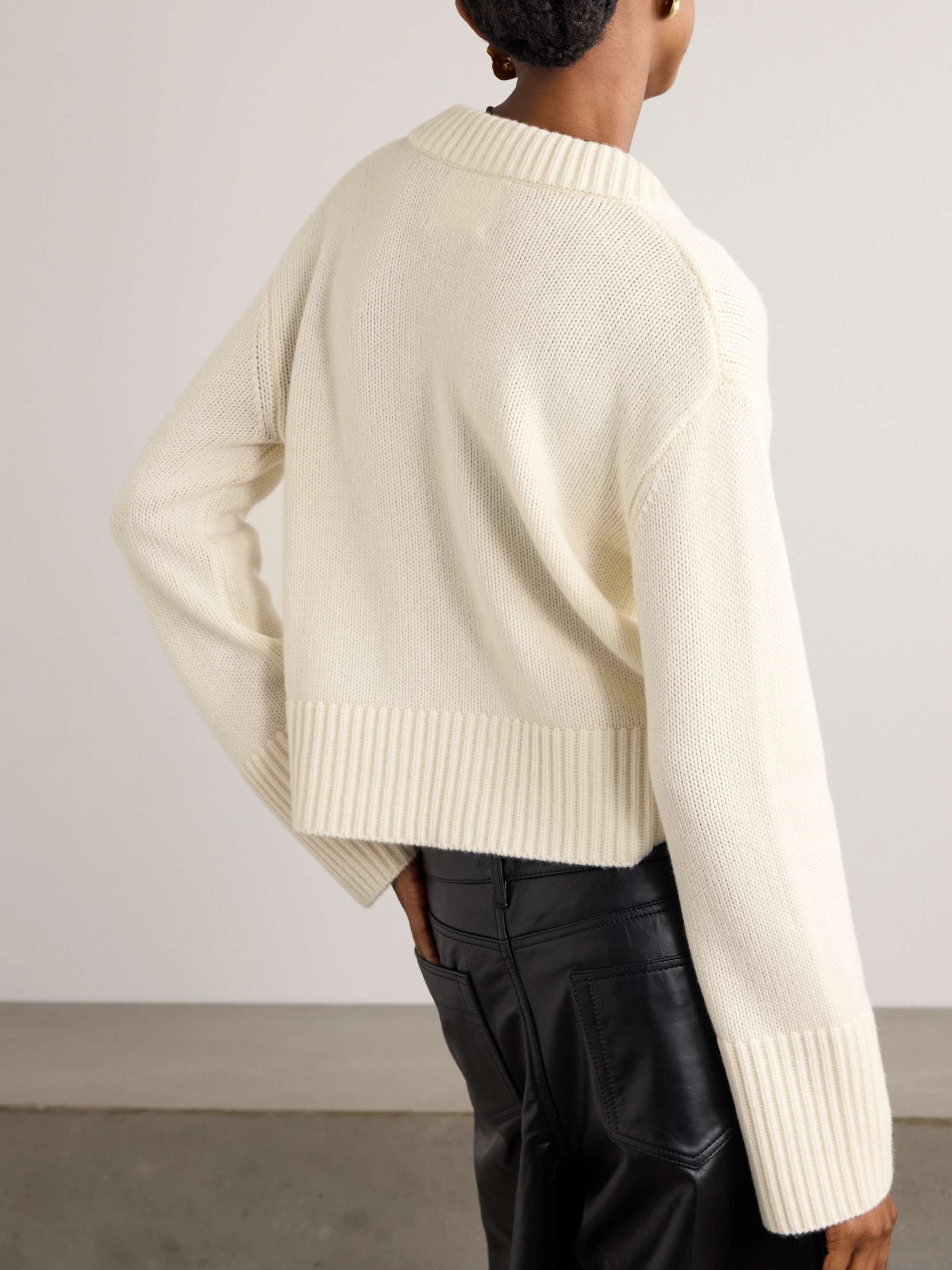 LISA YANG Aletta cashmere sweater