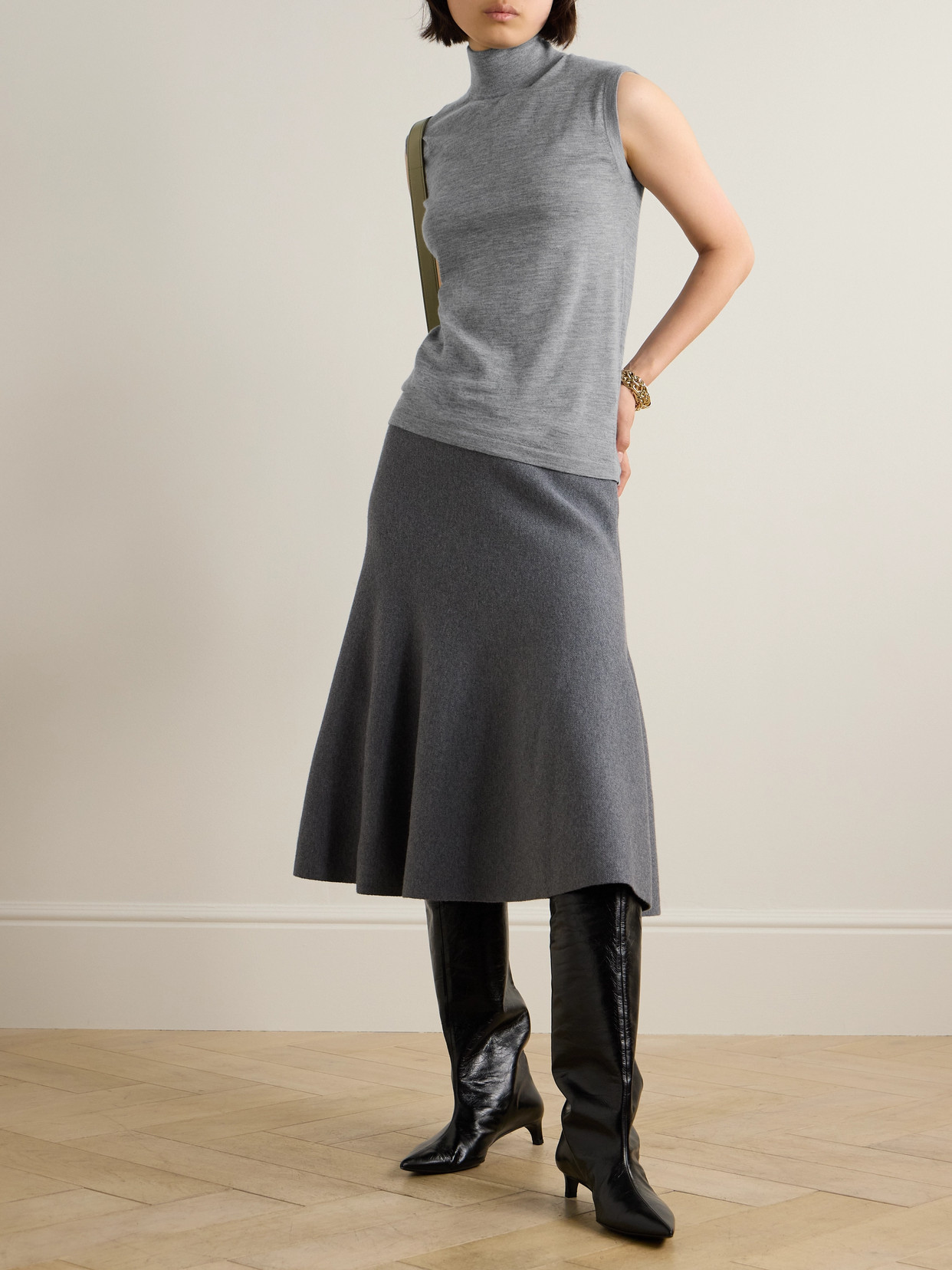 LISA YANG LUCY CASHMERE TURTLENECK VEST