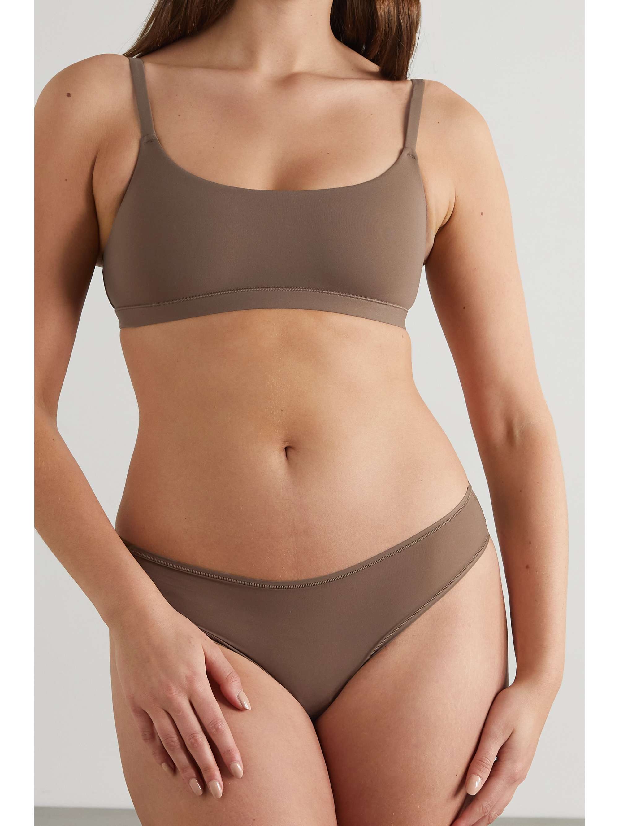 SKIMS Fits Everybody thong - Navy