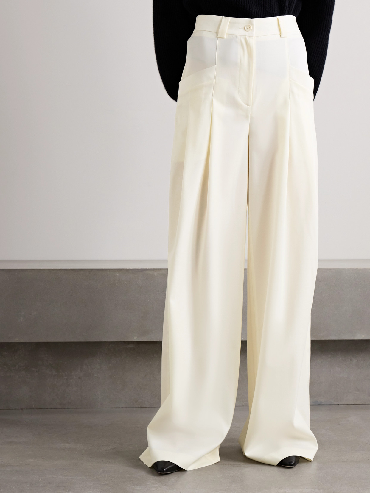 Altuzarra Zanni Pleated Wool-blend Wide-leg Pants In Ivory