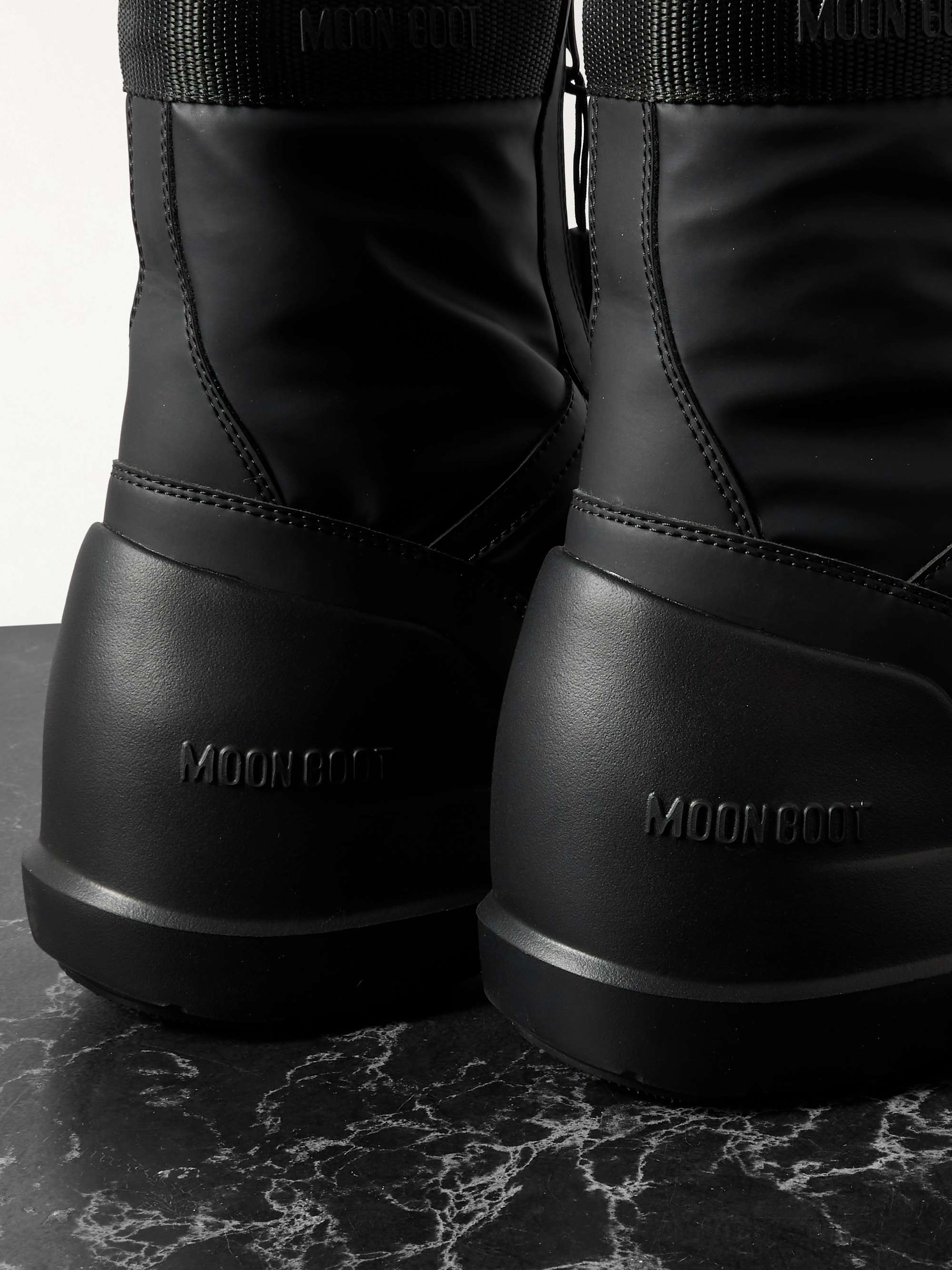 MOON BOOT 
