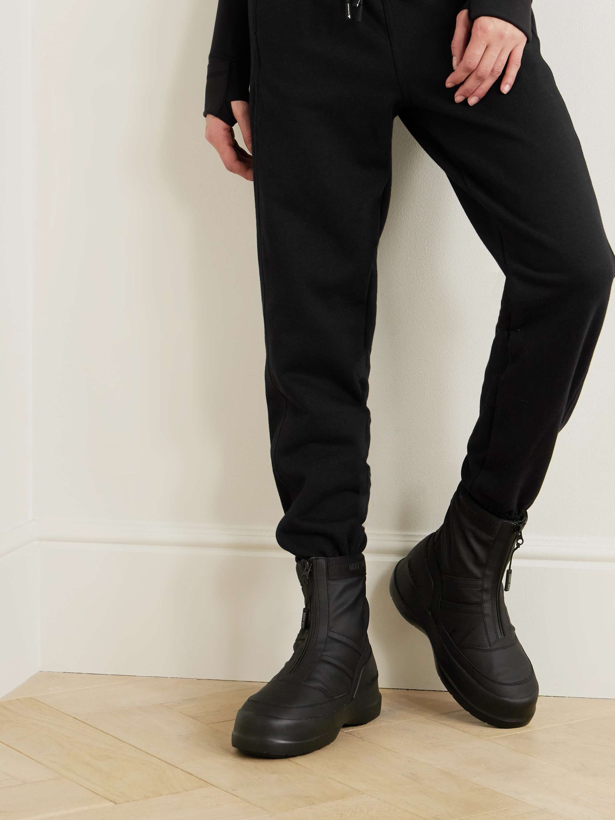 MOON BOOT 