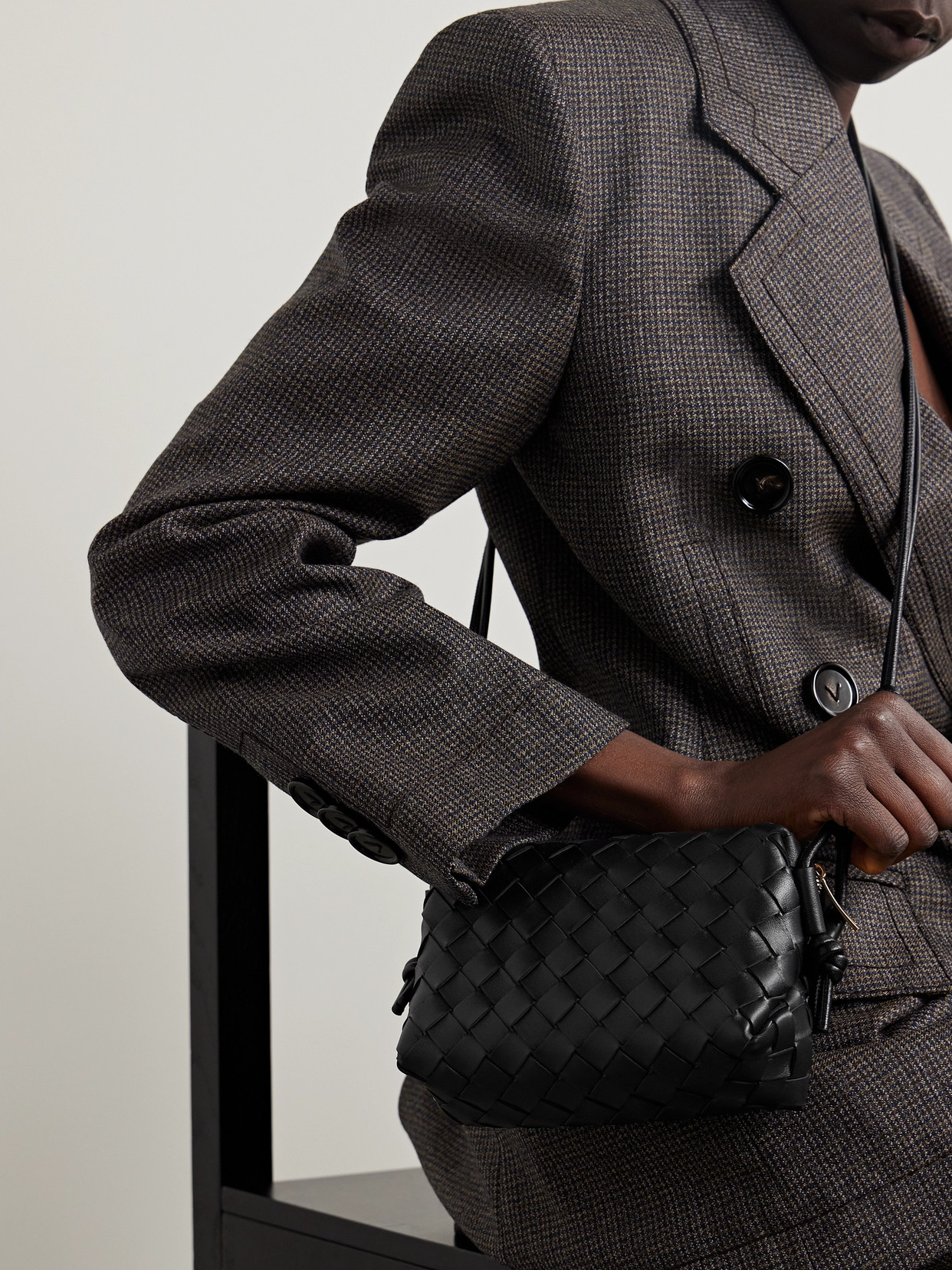 Bottega Veneta Loop Mini Intrecciato Leather Shoulder Bag In Black