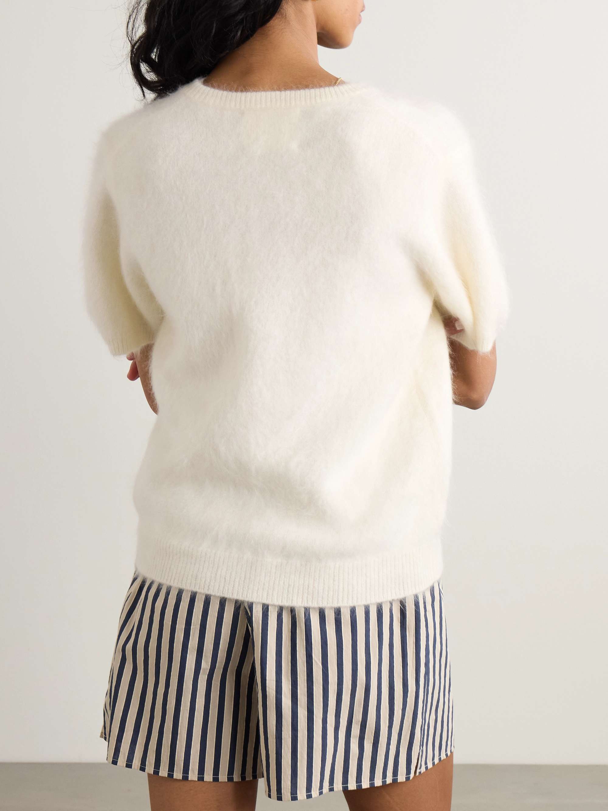 LISA YANG 