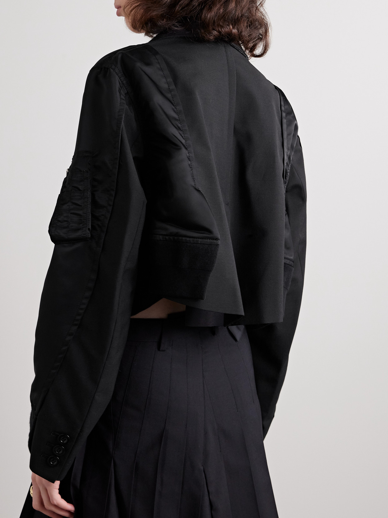 Sacai Cropped Paneled Canvas And Shell Jacket In Black