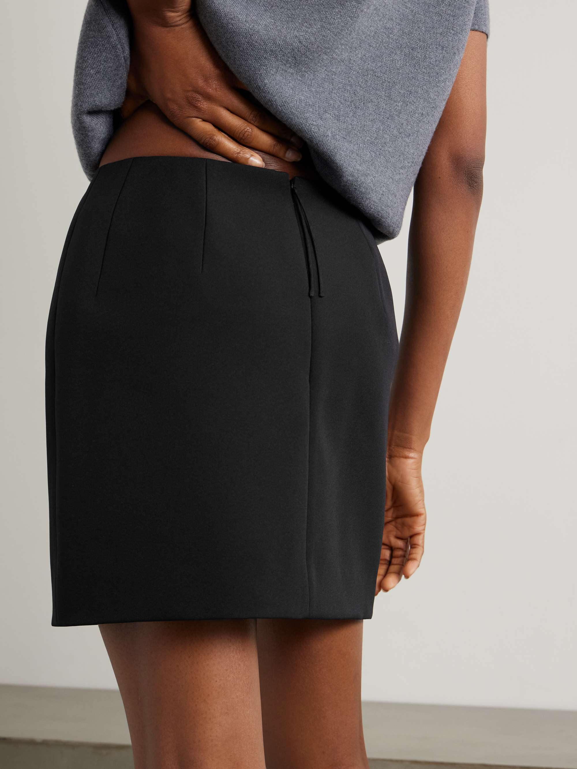 CARVEN 