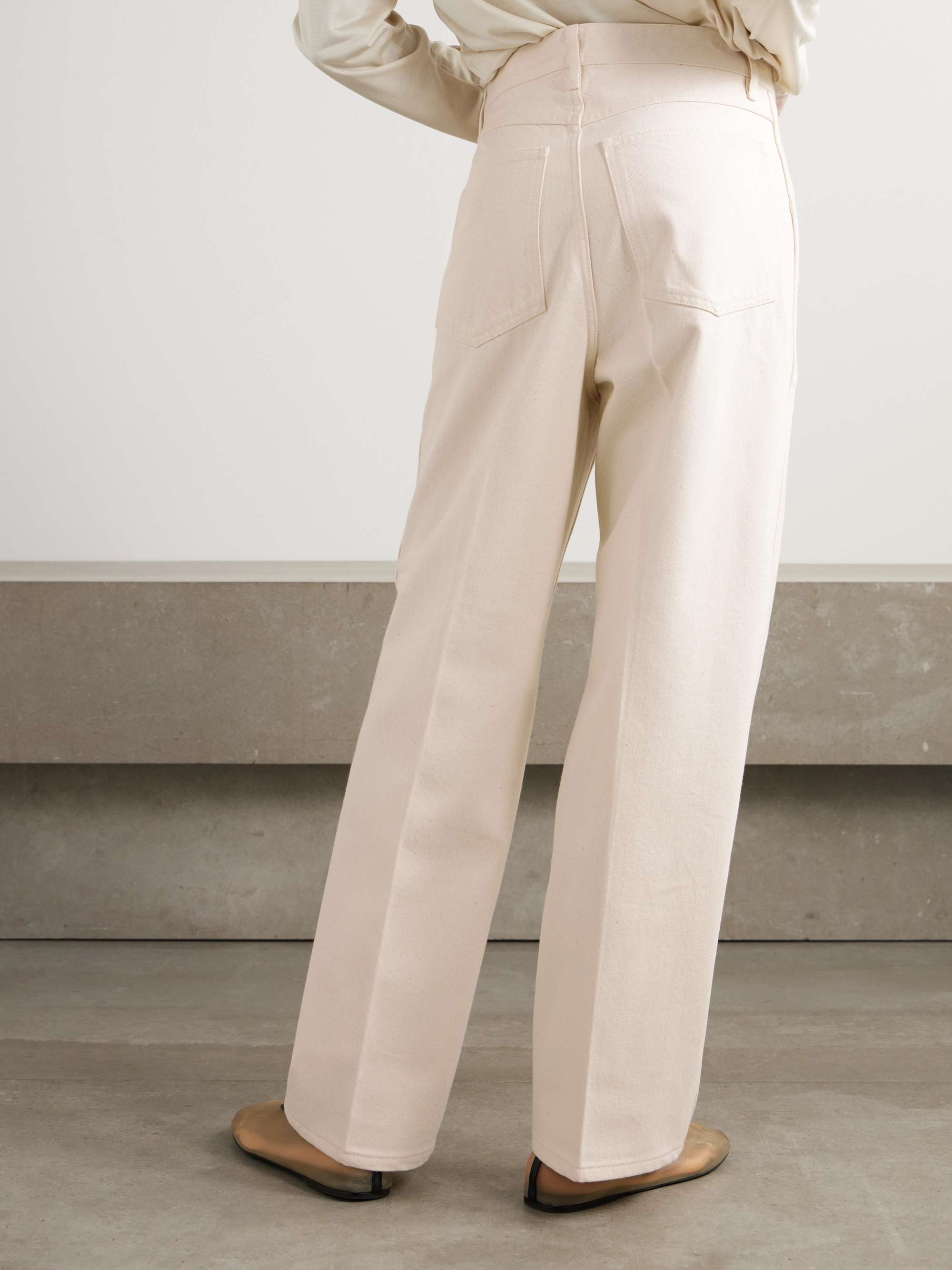 CARVEN 