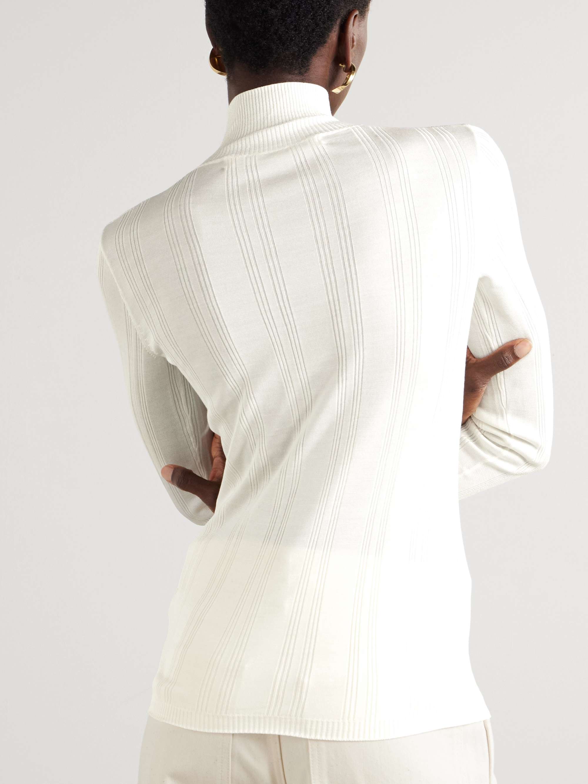 CARVEN 