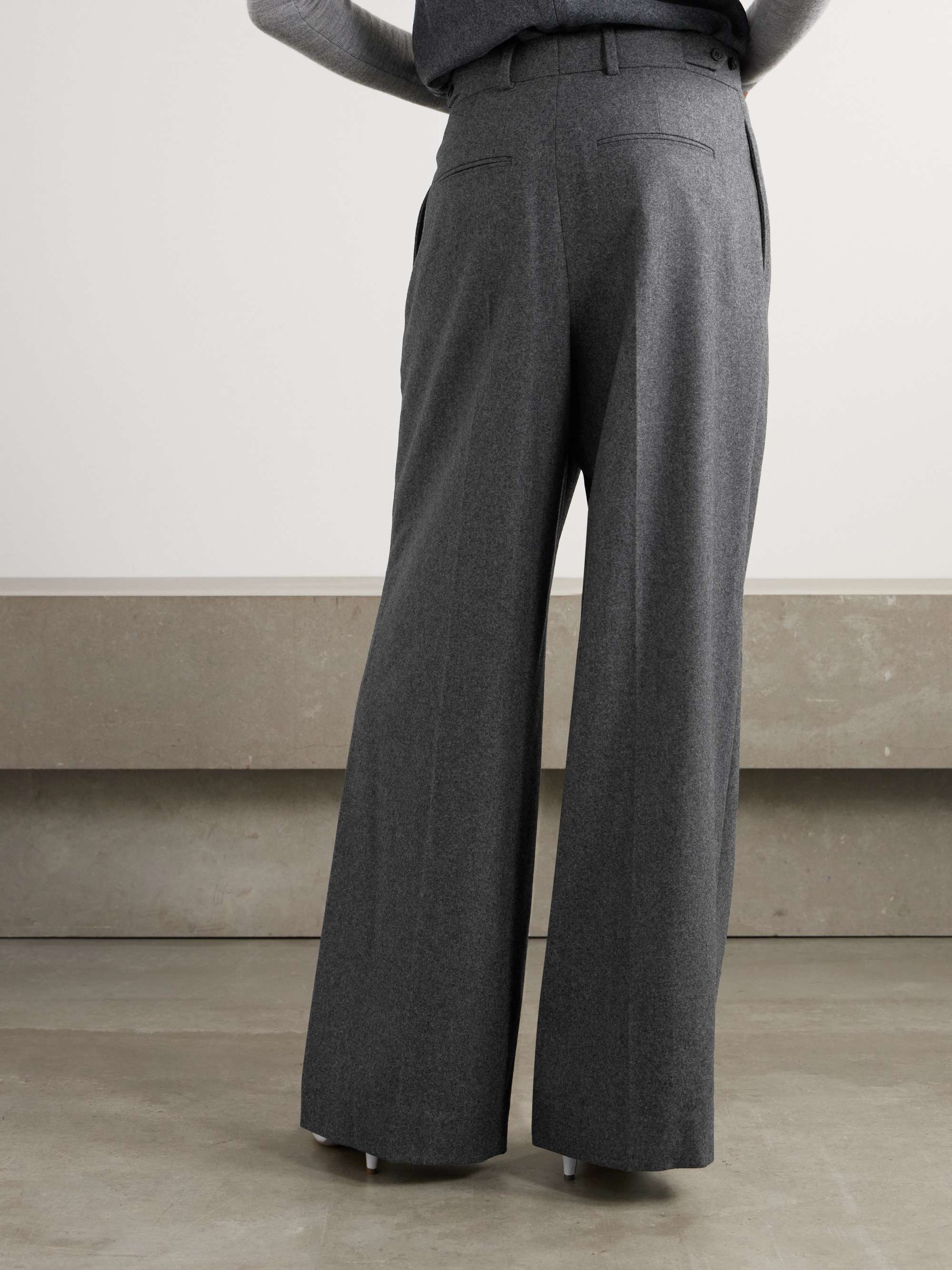 CARVEN 
