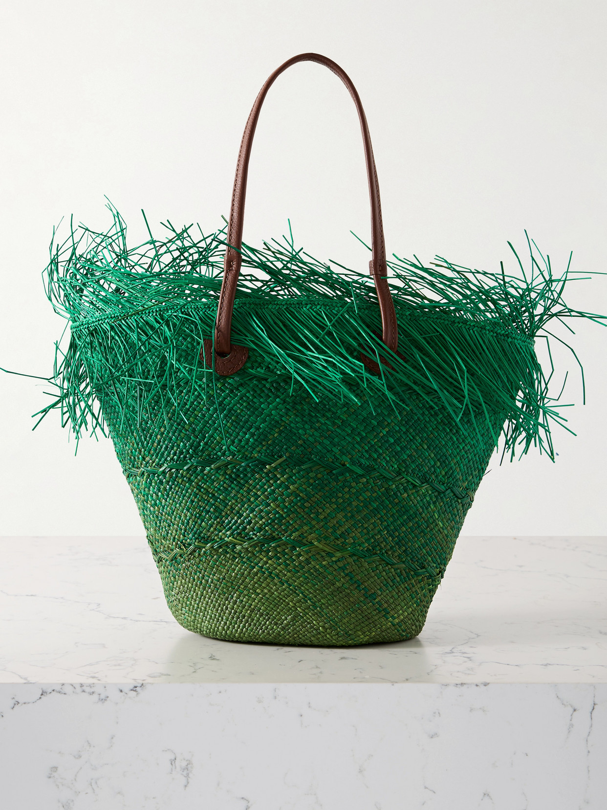 Sensi Studio Leather-trimmed Frayed Ombré Straw Tote In Green