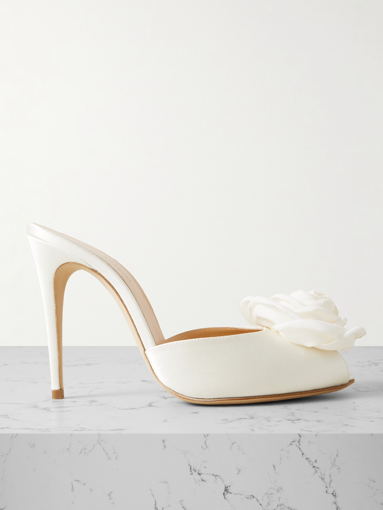 Magda Butrym - Floral-appliquéd Satin Pumps - White