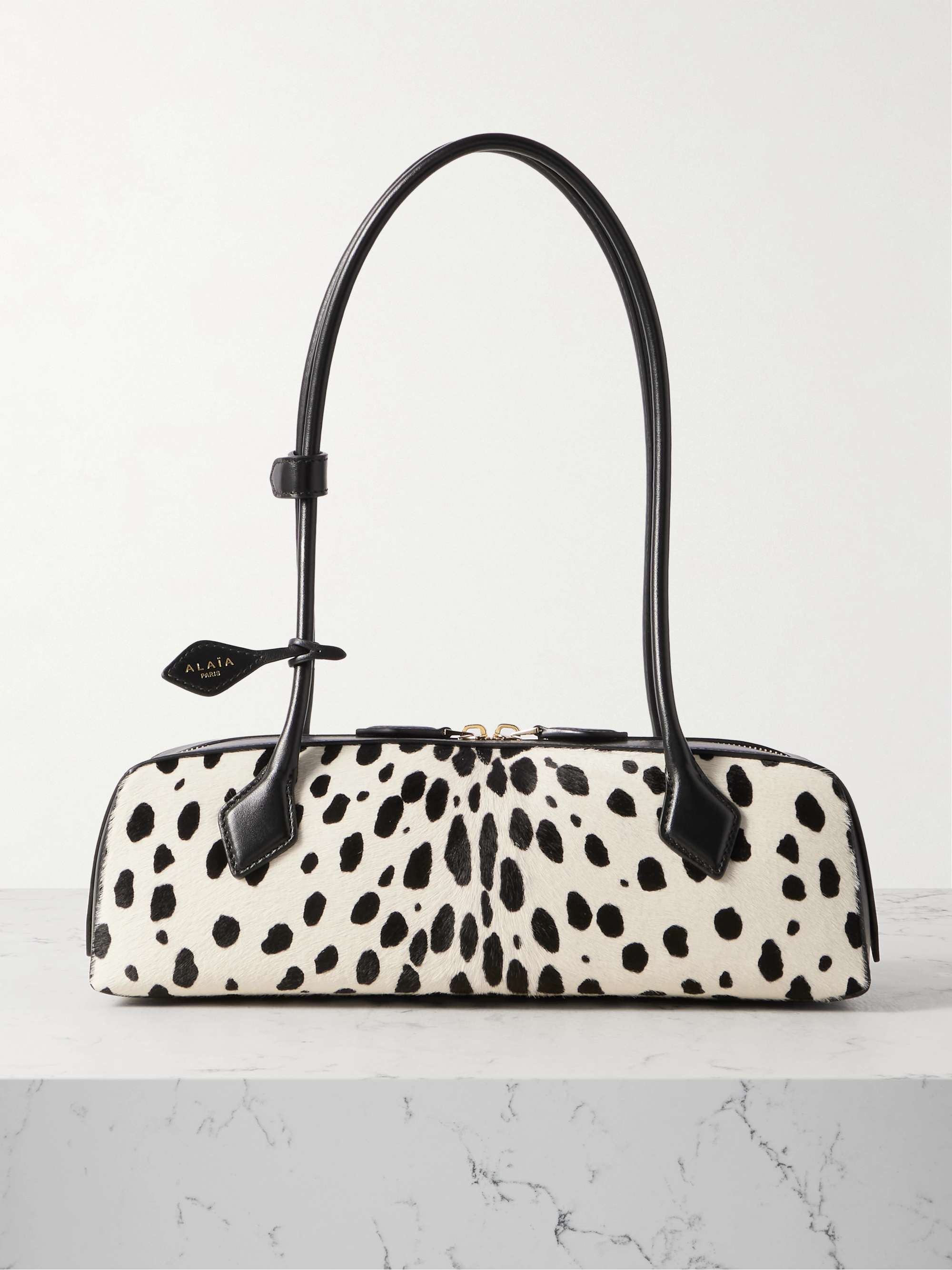 【関税&送料込】Alaia Le Teckel Medium Handbag In Pony Hair ALAÏA Le Teckel medium denim shoulder bag | NET-A-PORTER