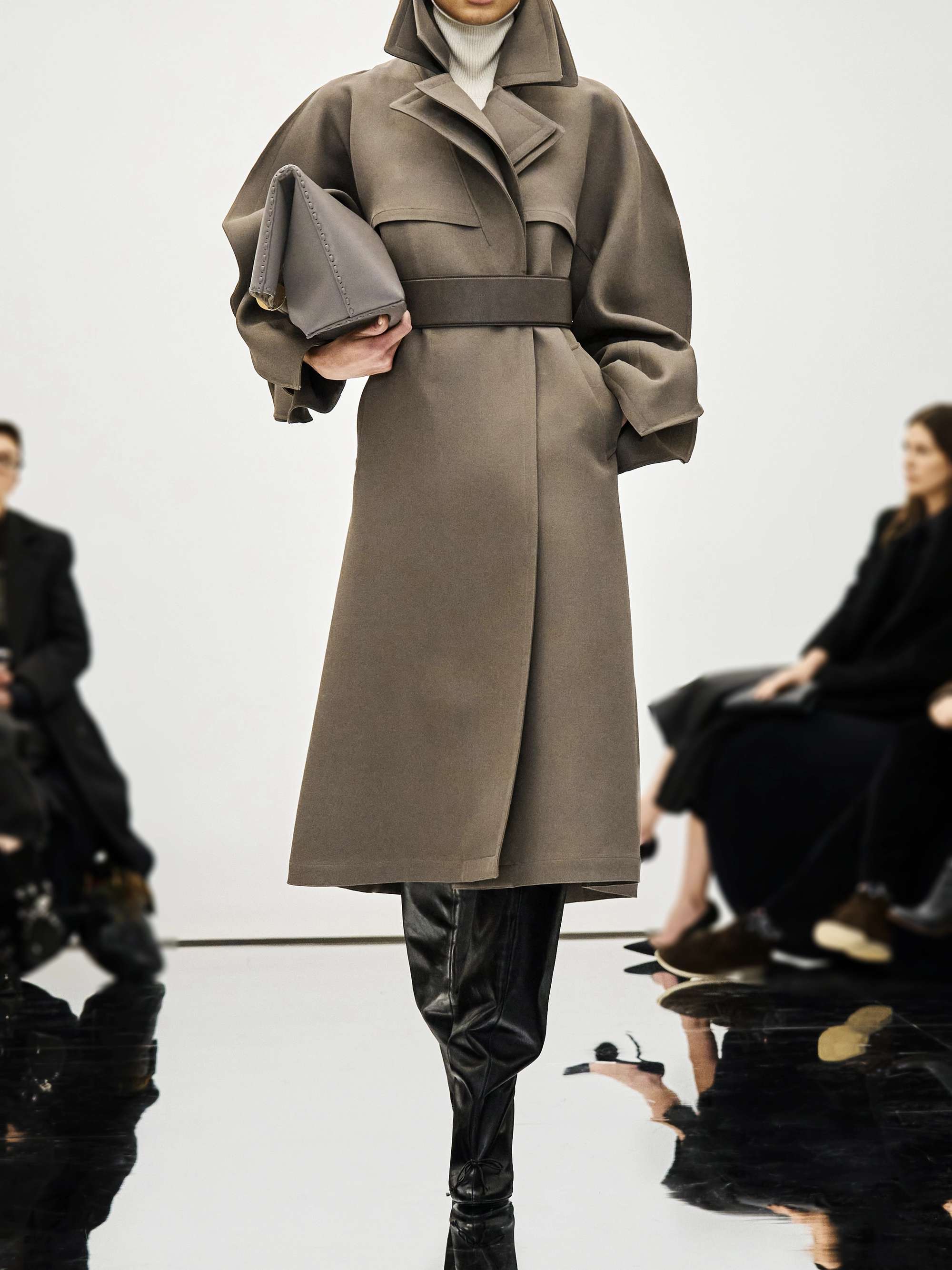 ALAÏA 