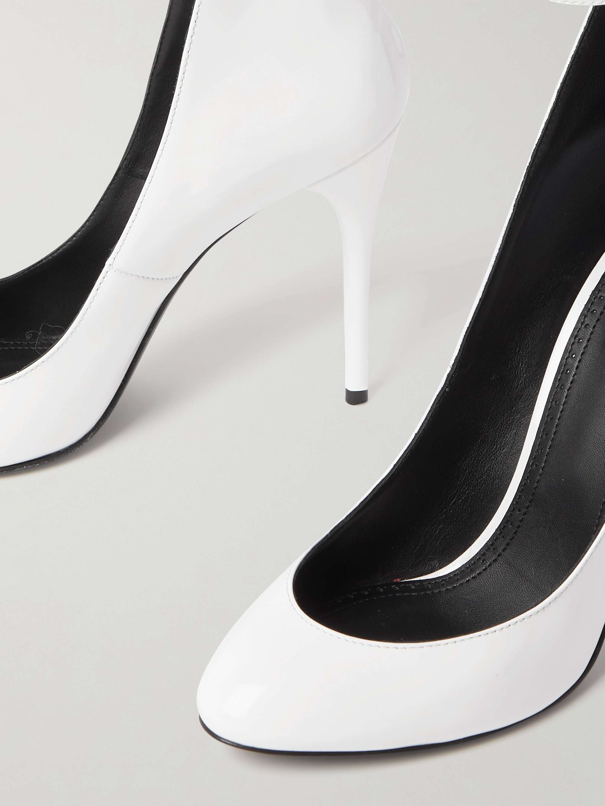 ALAÏA 