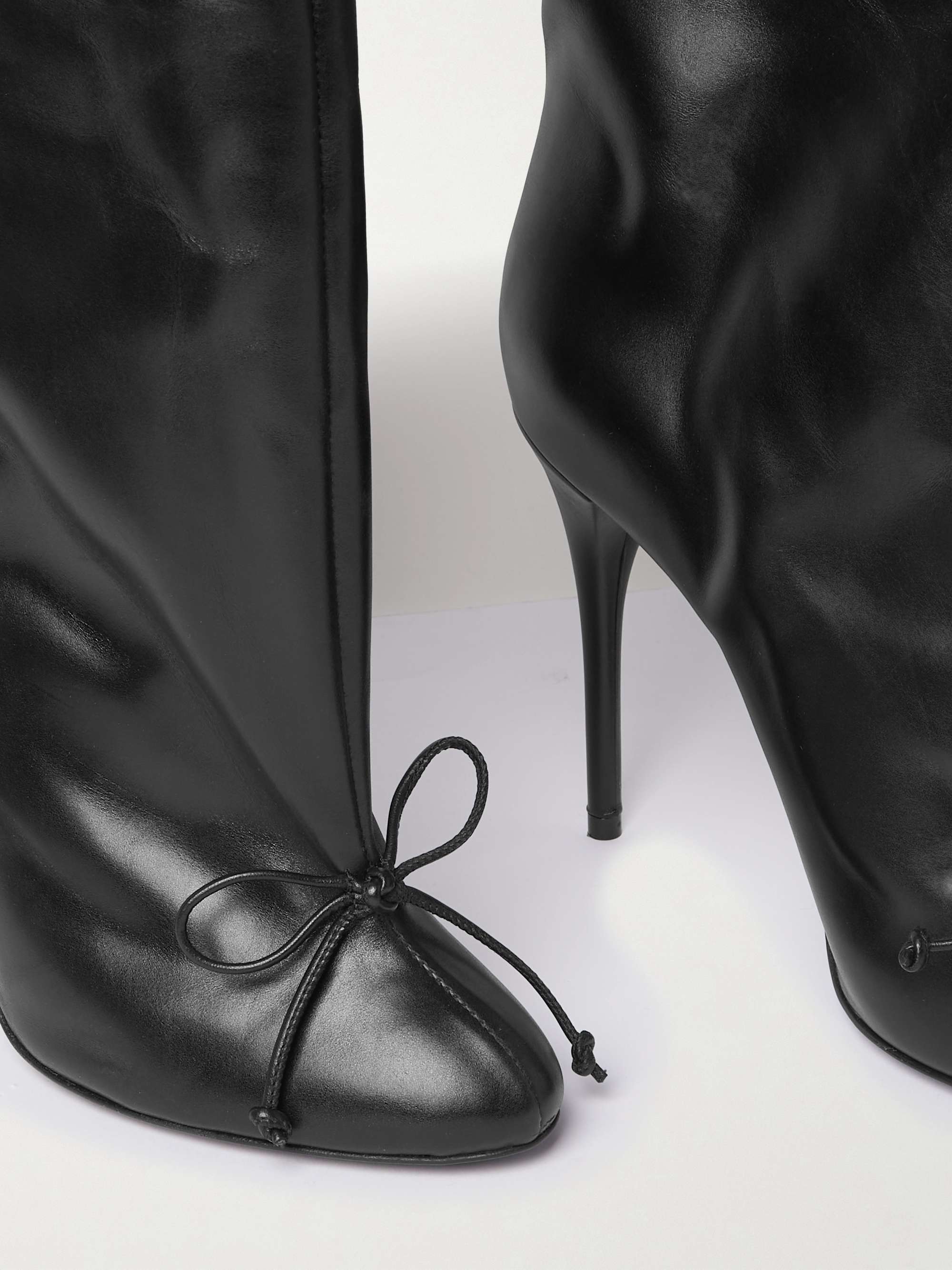 ALAÏA 