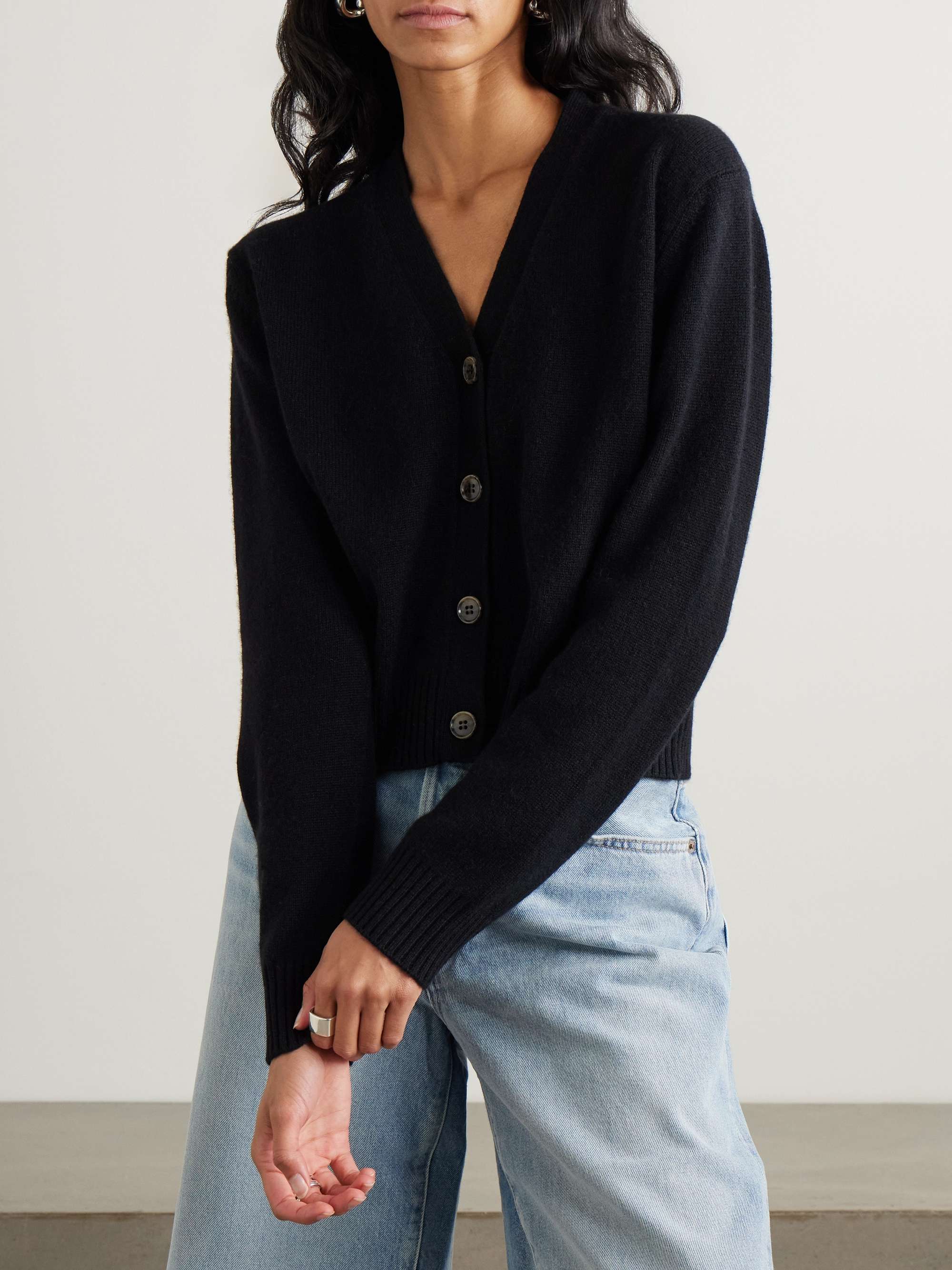 LISA YANG 