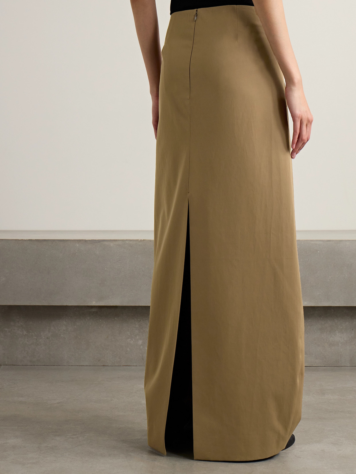 Khaite Lauson Twill Maxi Skirt In Brown