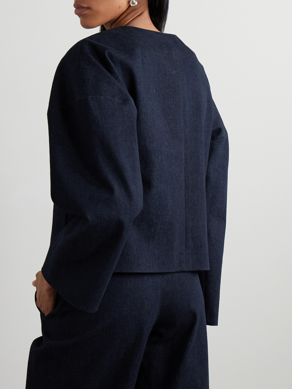Fforme Dev Cropped Organic Cotton-blend Jacket In Blue