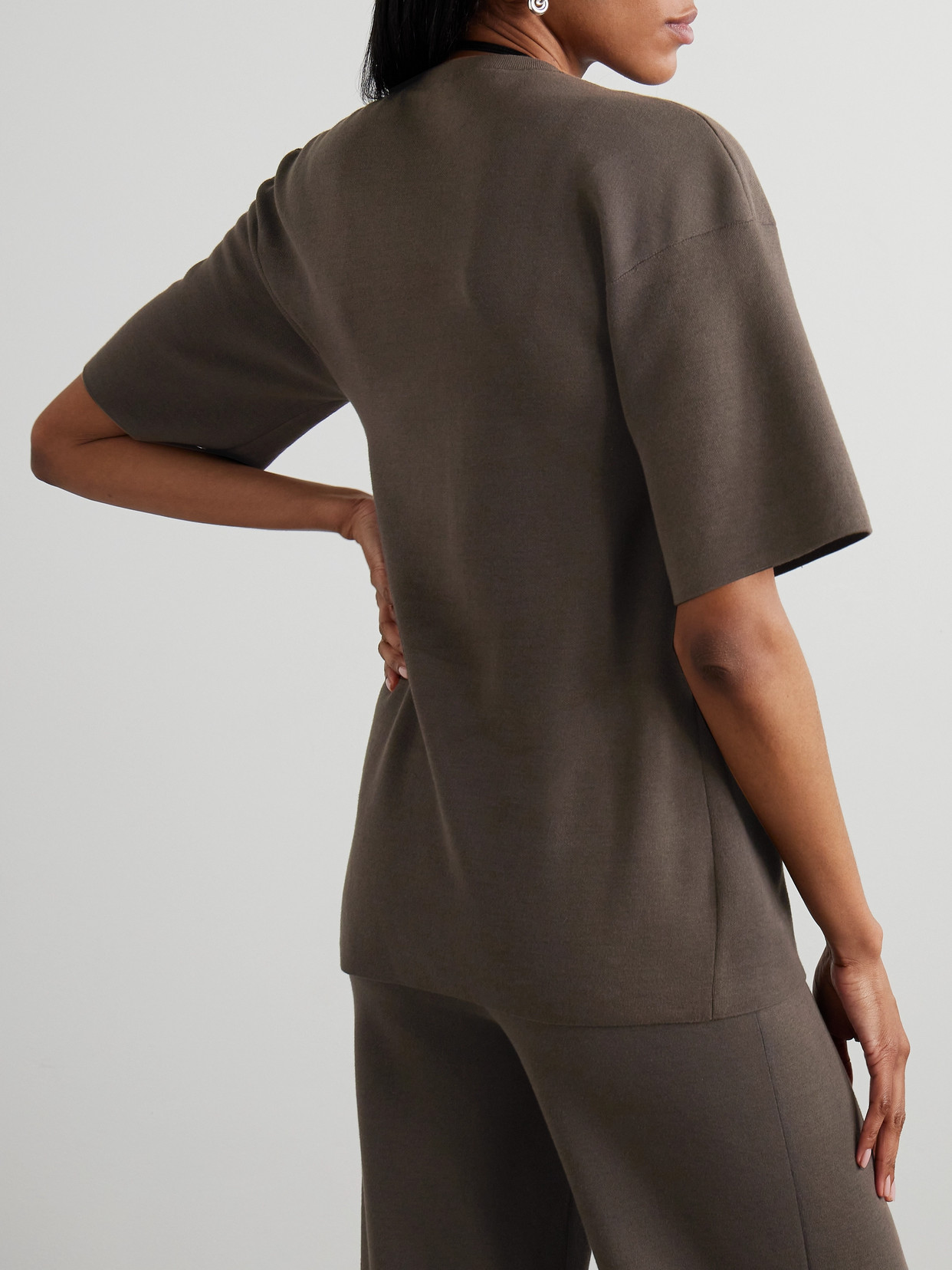 Fforme Dwyn Wool And Cotton-blend T-shirt In Brown