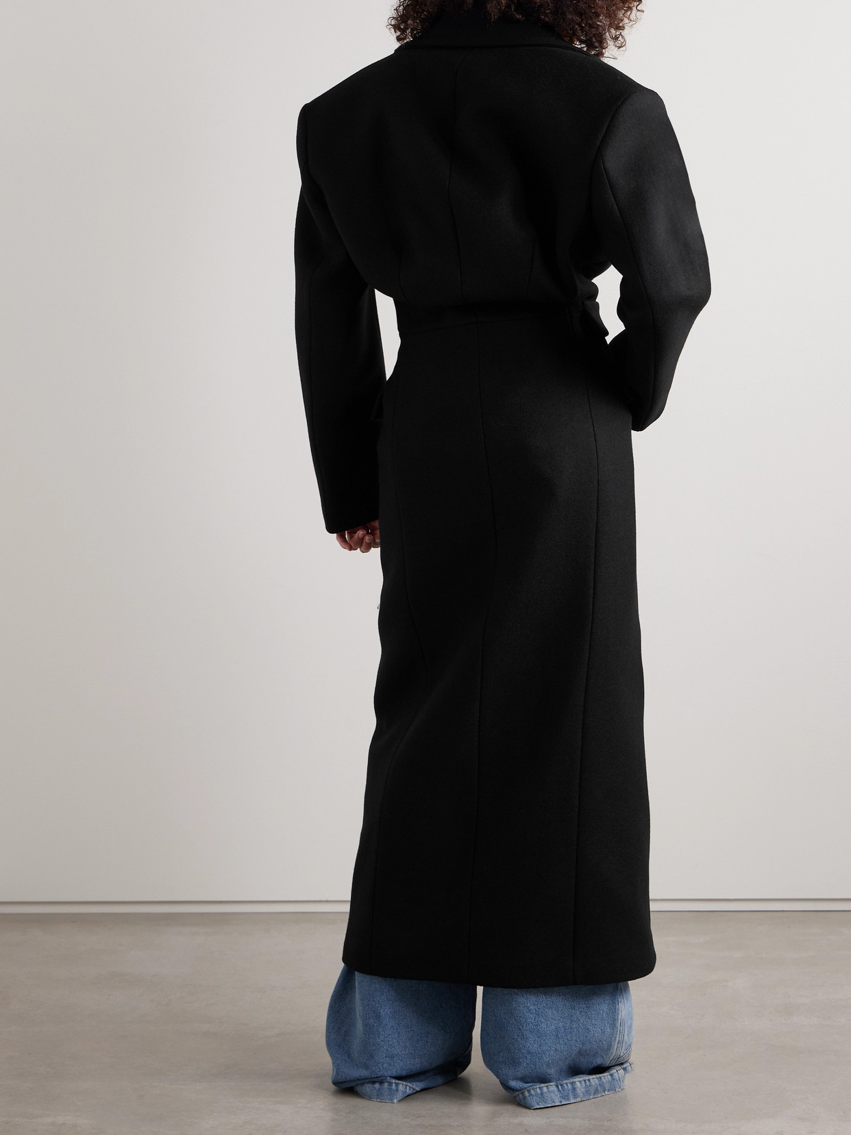 Attico Buttoned Long Coat In Black