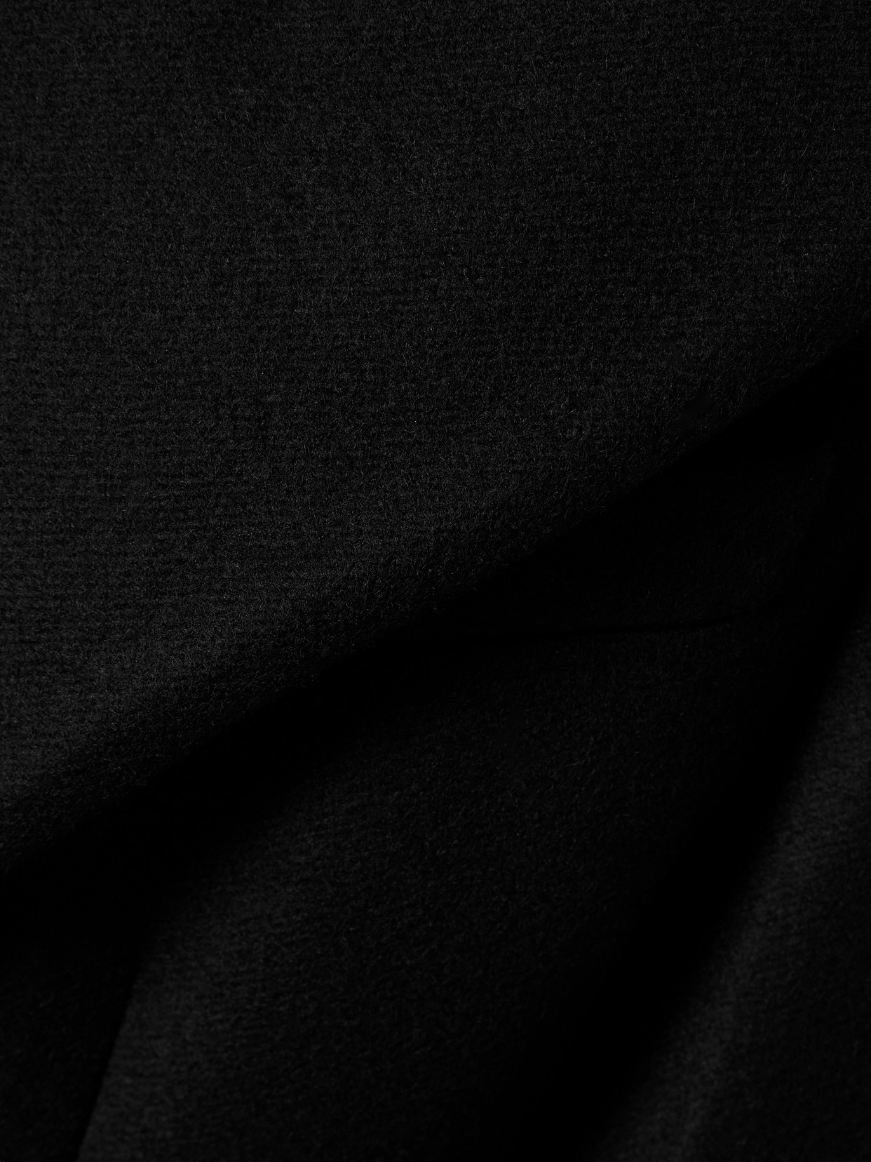 Attico Buttoned Long Coat In Black