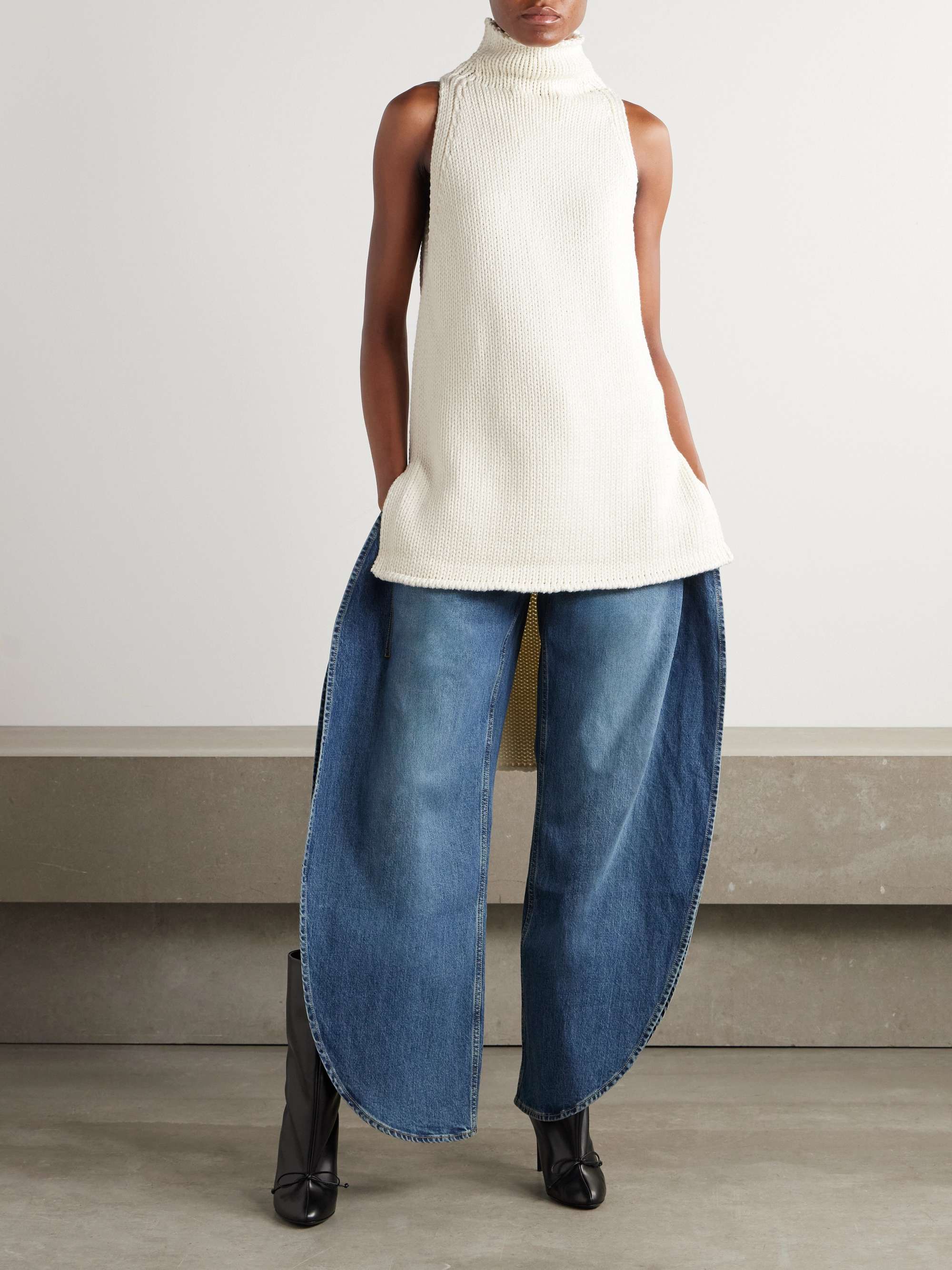 ALAÏA 