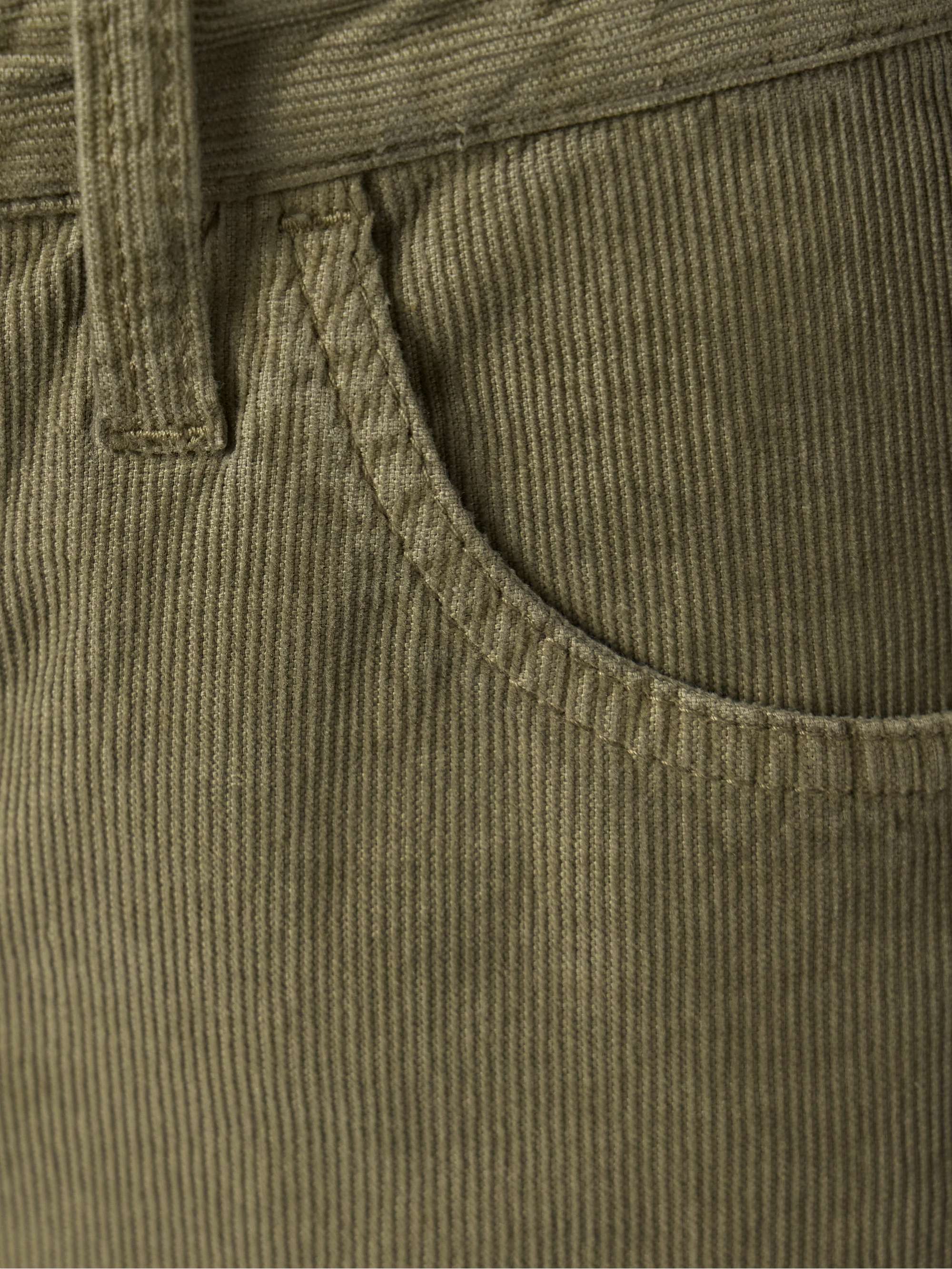 THE ROW 