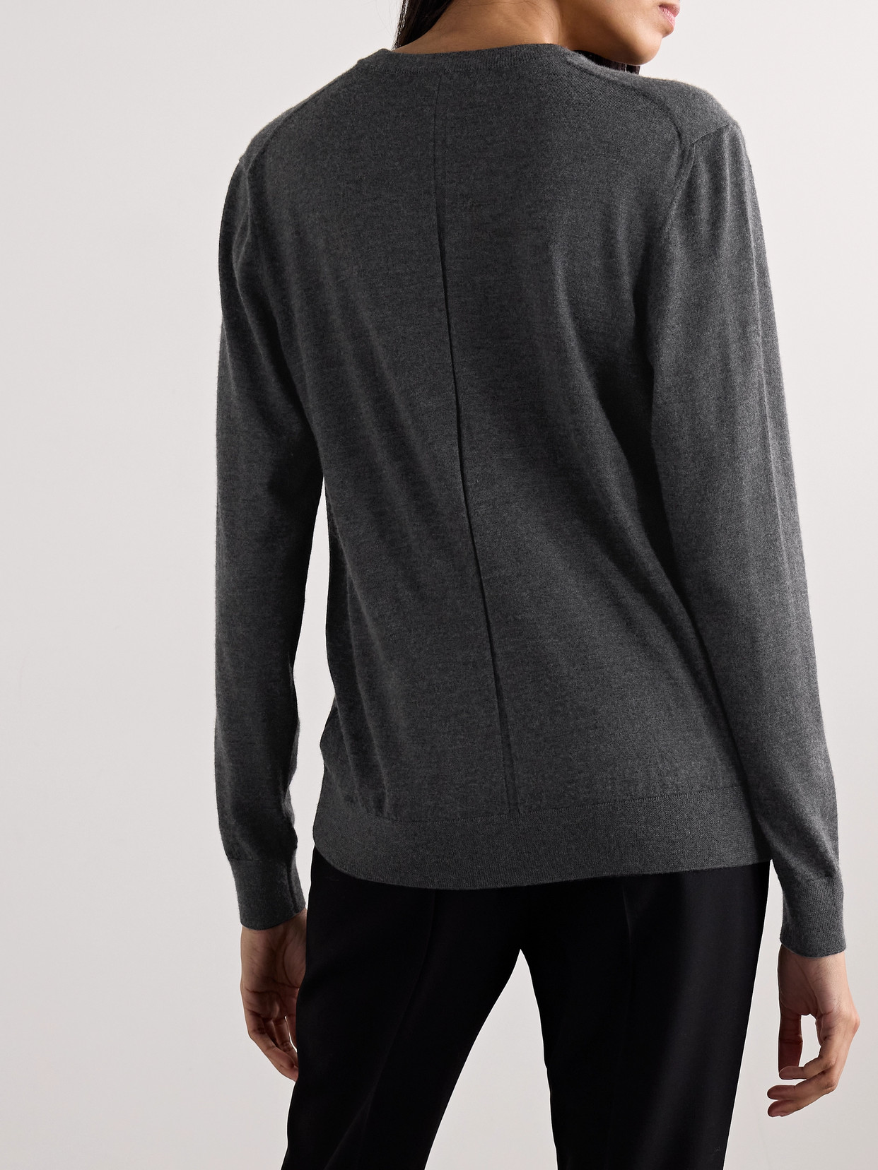 The Row Battersea Cashmere Cardigan In Gray