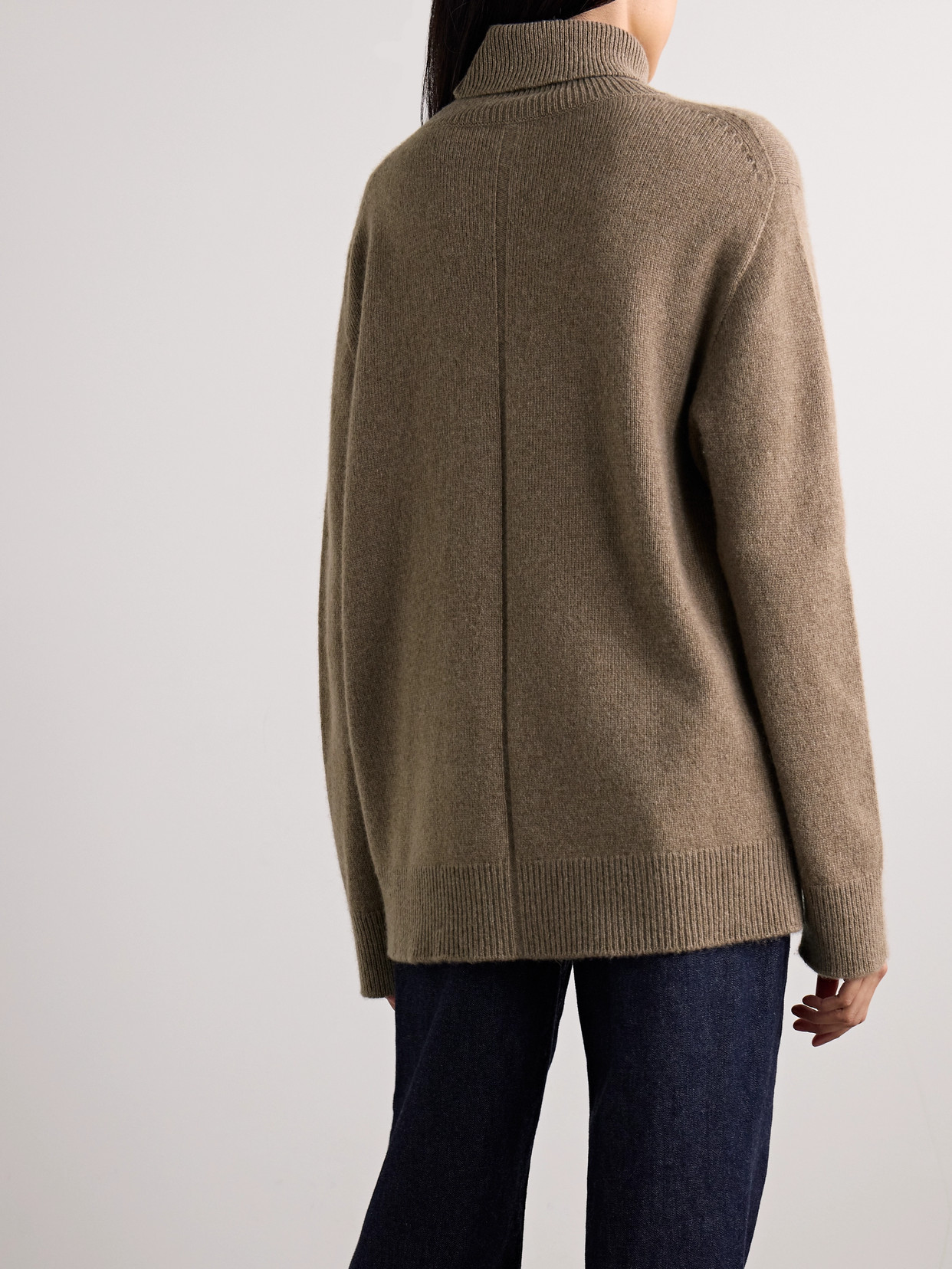 The Row Hepny Mélange Cashmere Turtleneck Sweater In Brown