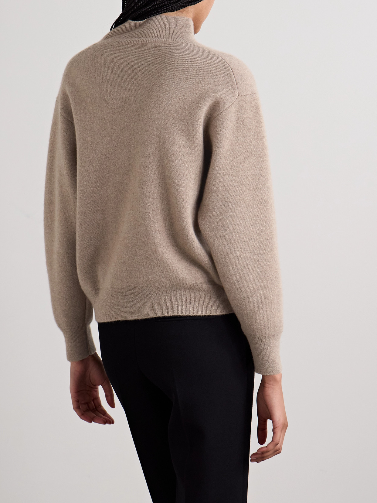 The Row Heta Mélange Cashmere Turtleneck Sweater In Brown