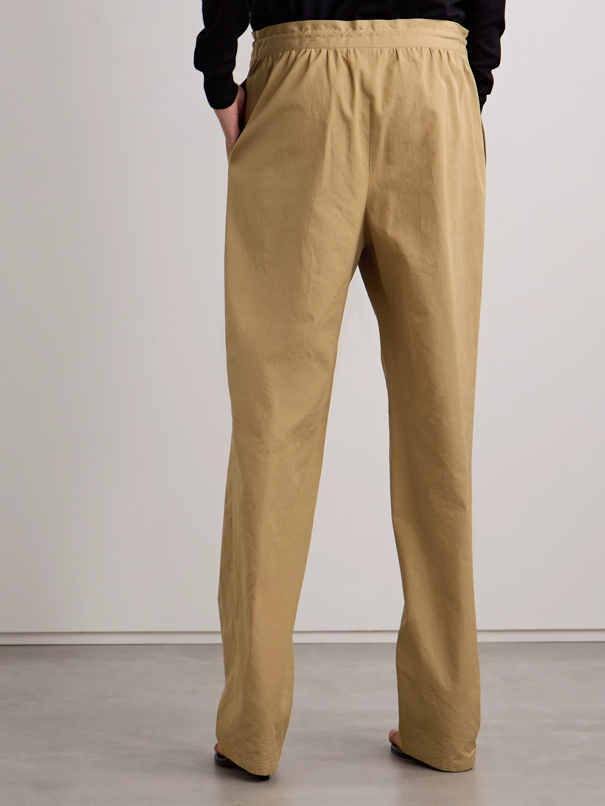 The Row Bonette Cotton Straight-leg Pants In Brown