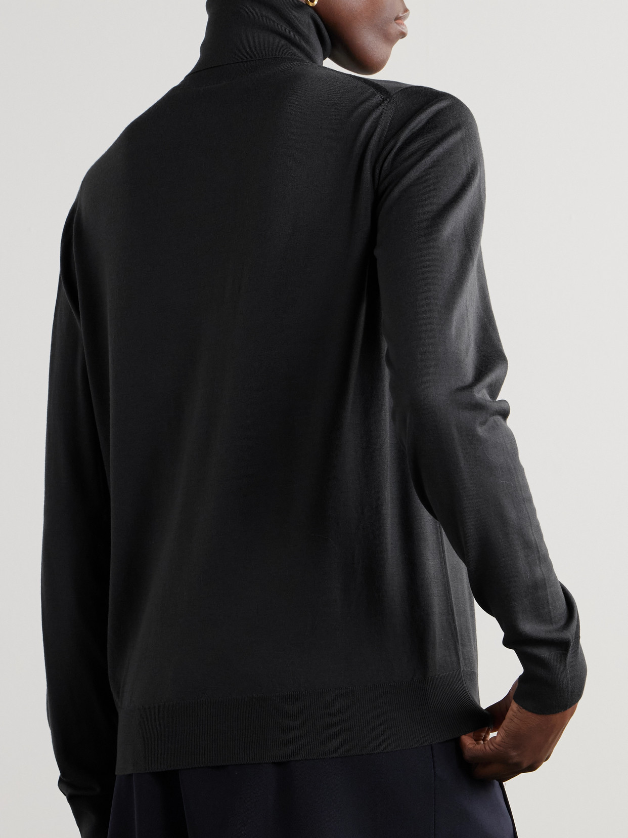 The Row Heva Wool-jersey Turtleneck Sweater In Gray