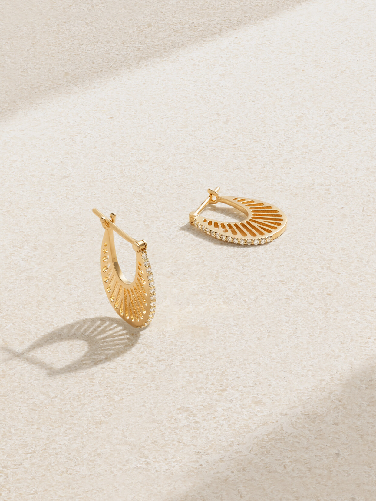 L'atelier Nawbar Flat Ray Medium 18-karat Gold Diamond Hoop Earrings