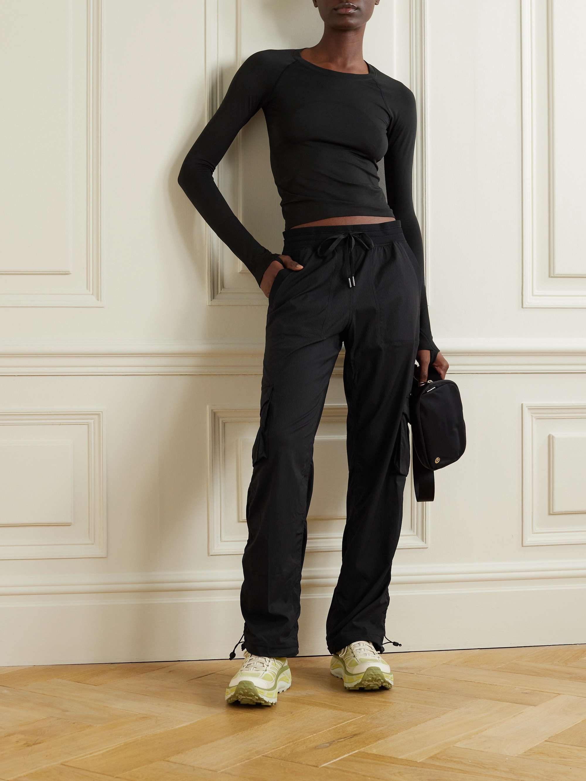 LULULEMON 