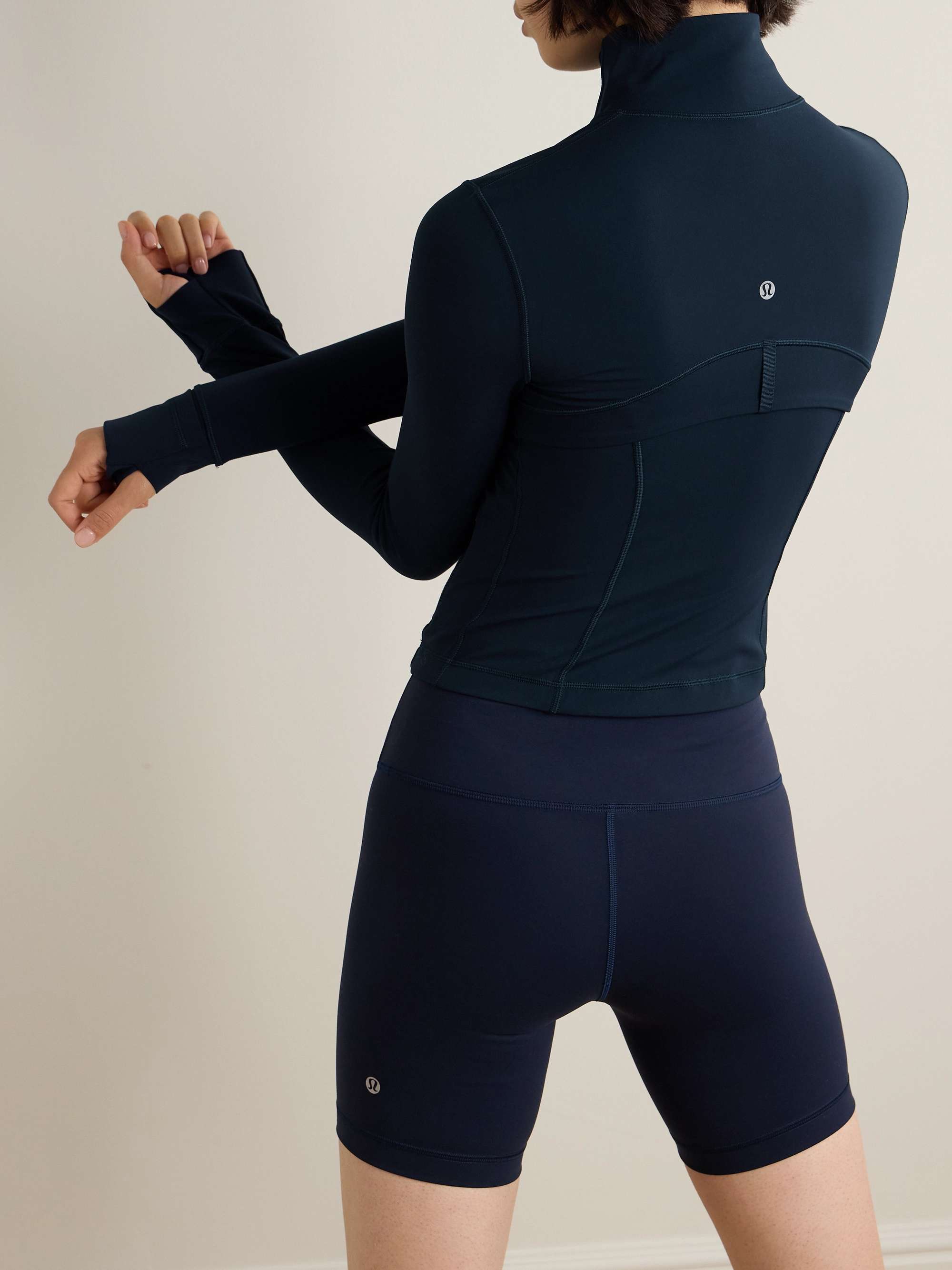 LULULEMON 