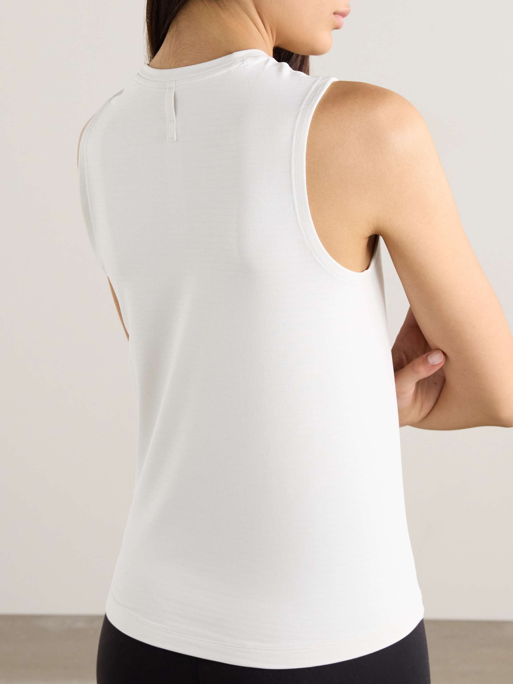LULULEMON 