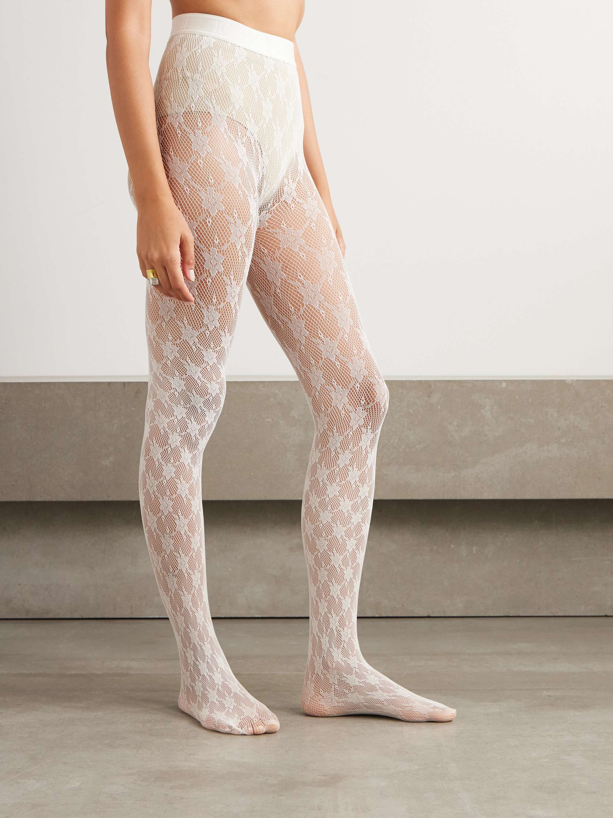 WOLFORD 