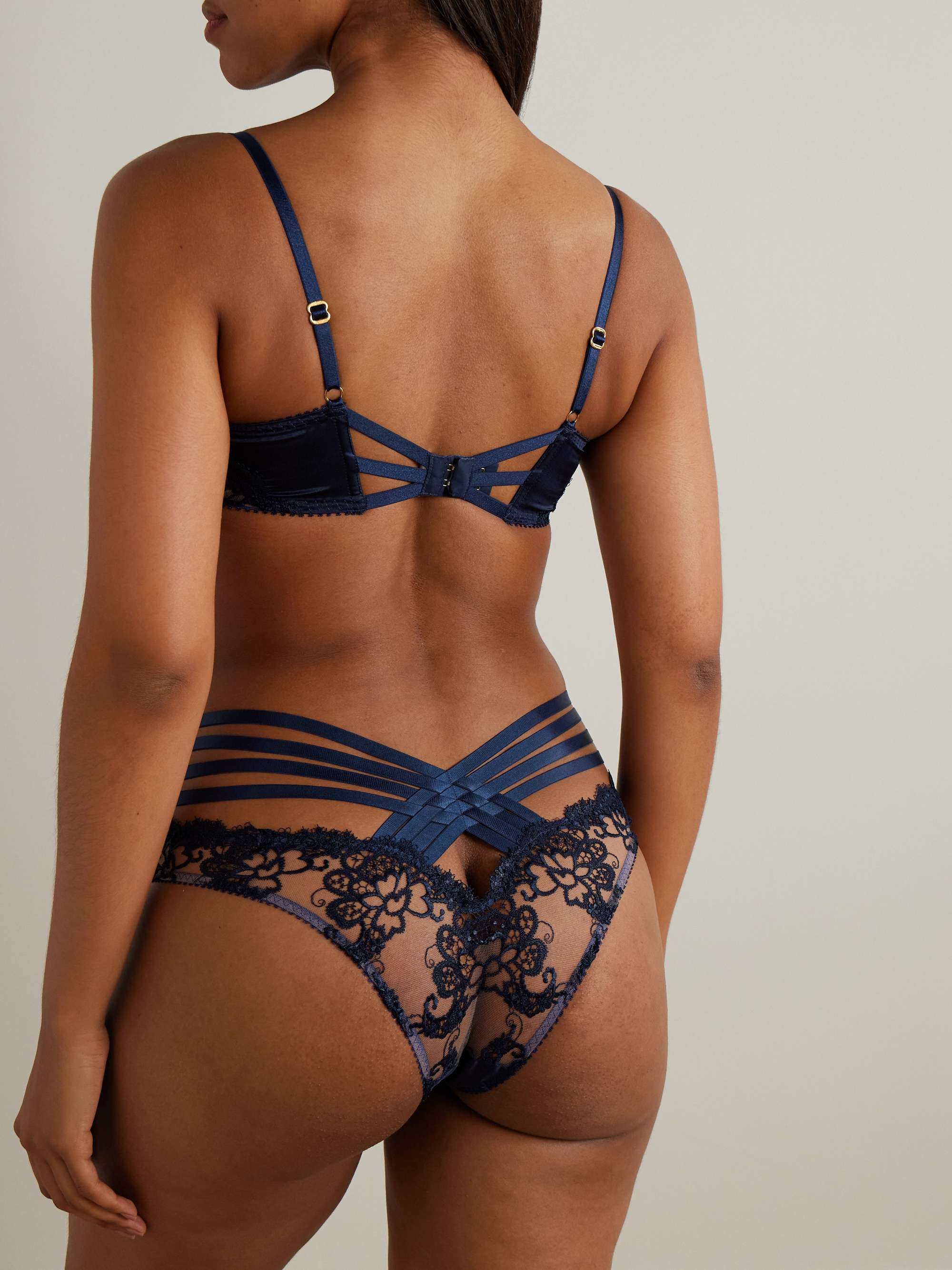 AGENT PROVOCATEUR 