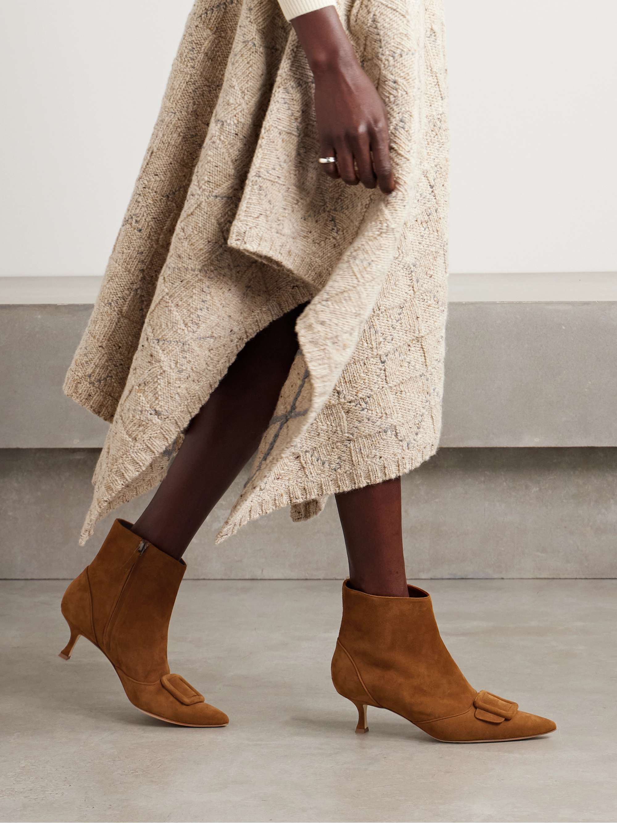 MANOLO BLAHNIK 