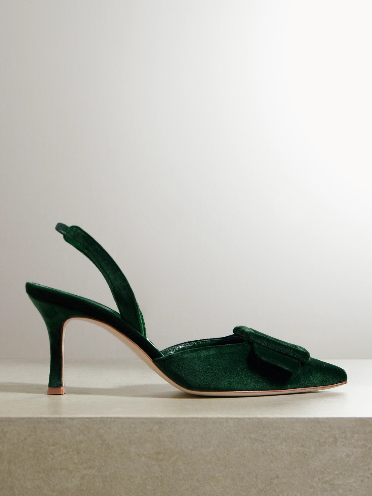 Manolo Blahnik - Maysli 70 Buckled Velvet Slingback Pumps - Green